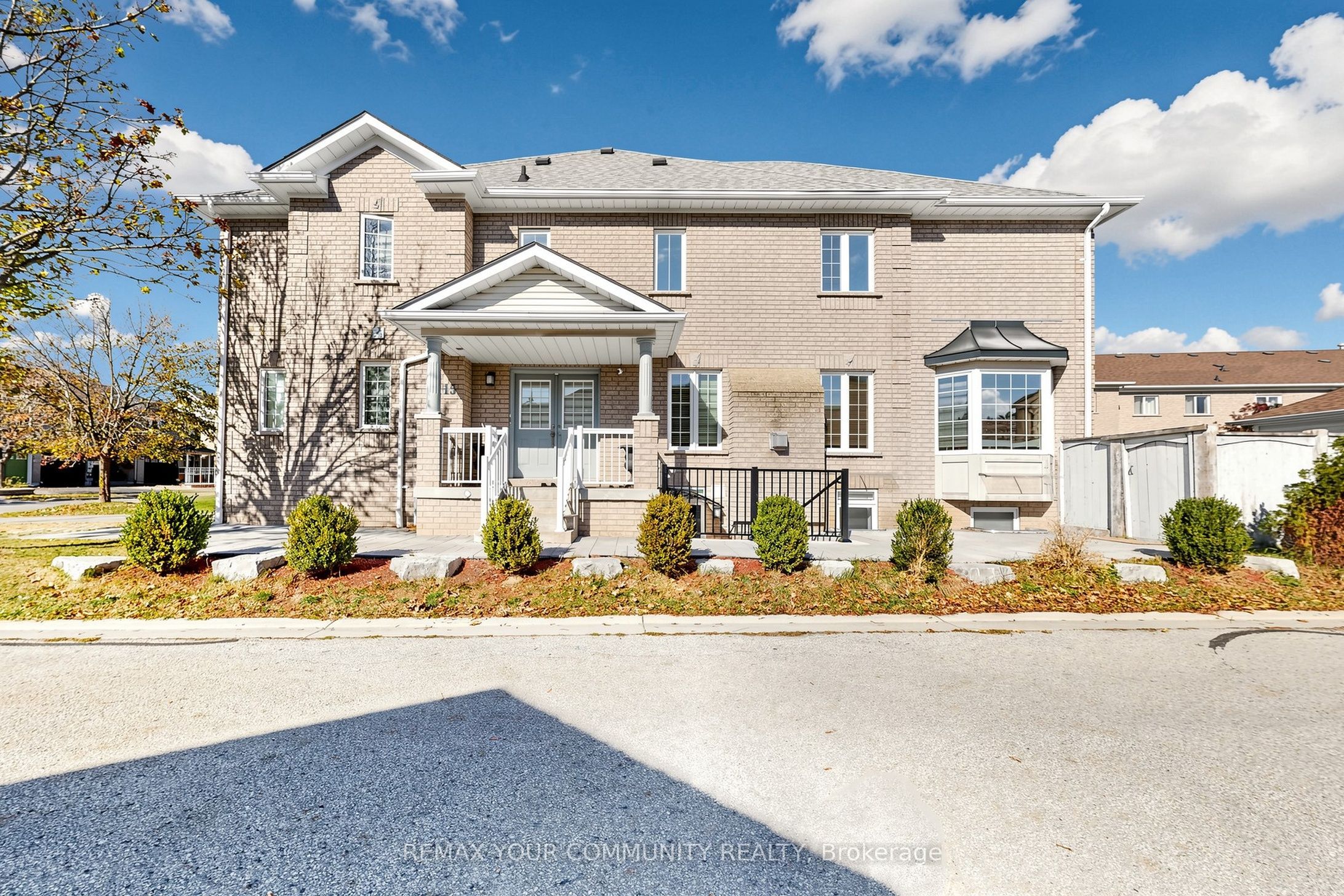15 Benjamin Hood Crescent