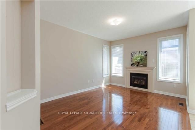 21 Pitney Avenue Property Photo 4