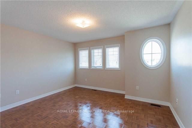 21 Pitney Avenue Property Photo 6