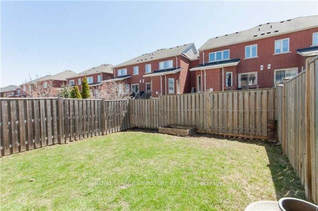 21 Pitney Avenue Property Photo 10