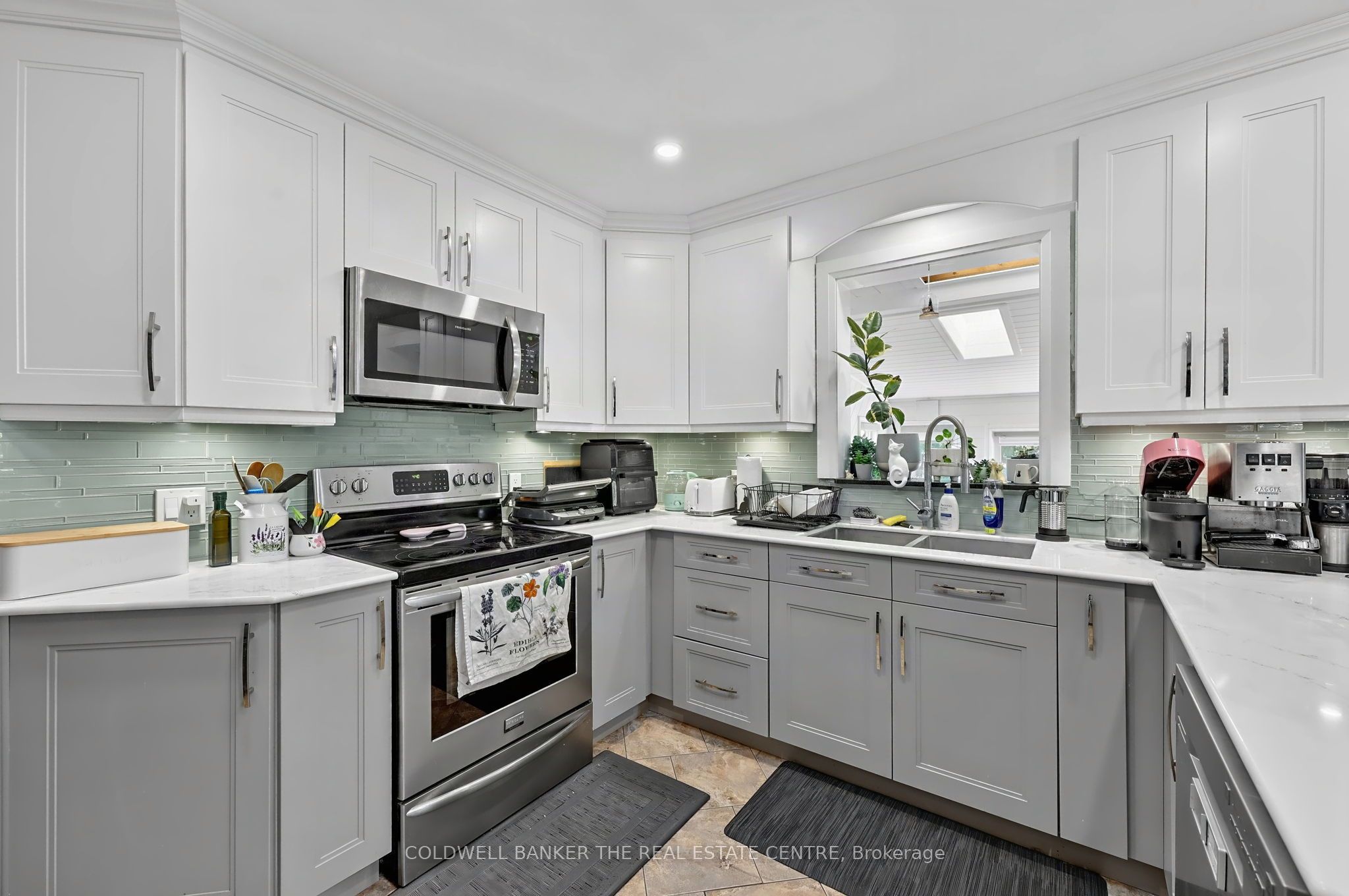 65 Millard Avenue Property Photo 10