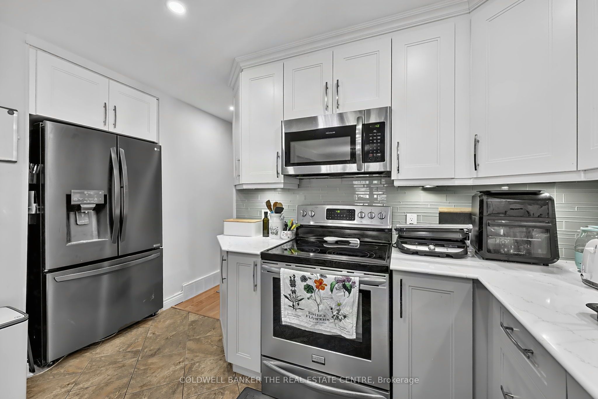 65 Millard Avenue Property Photo 11
