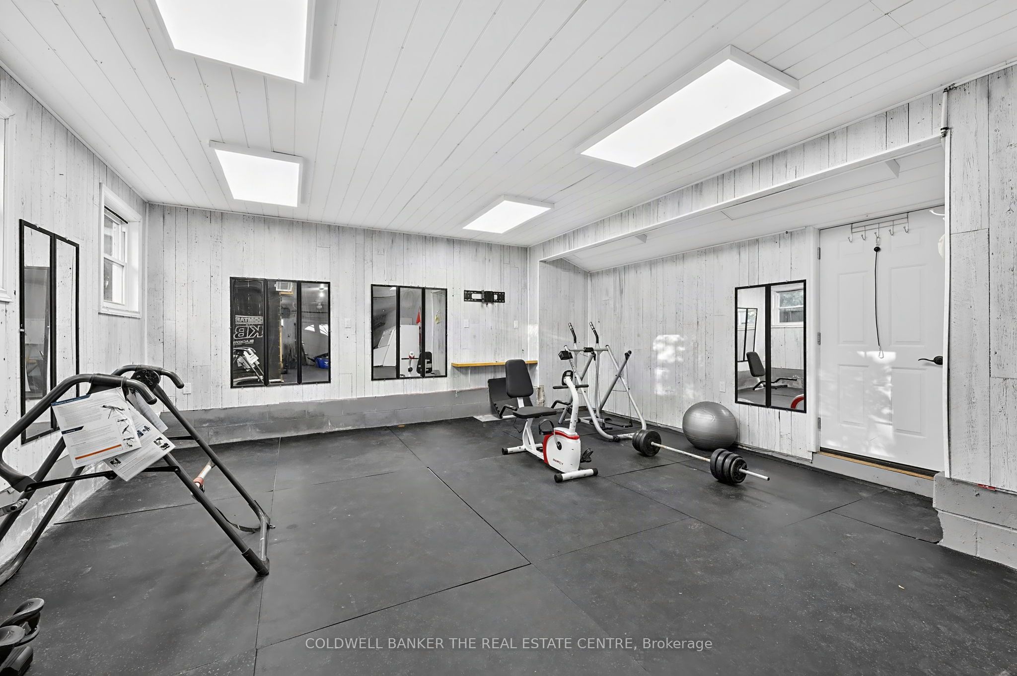 65 Millard Avenue Property Photo 33