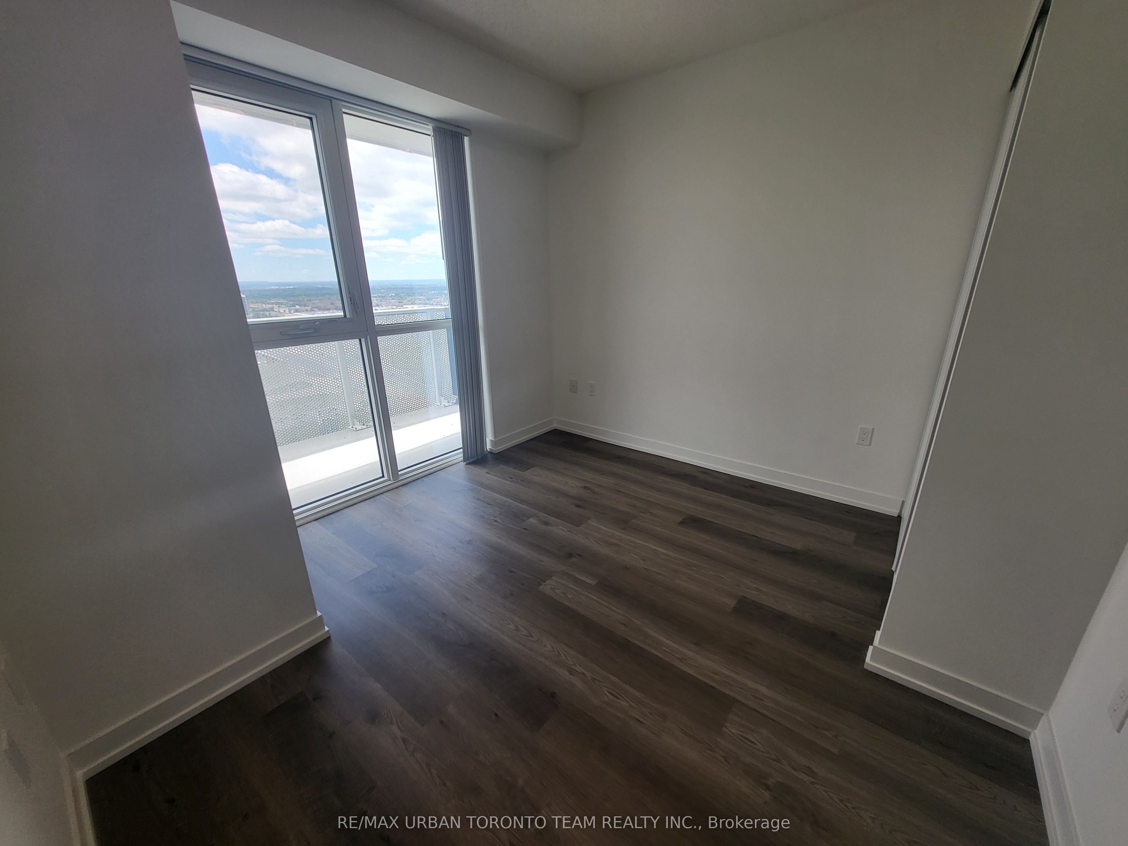 195 Commerce Street 2608 Property Photo 9