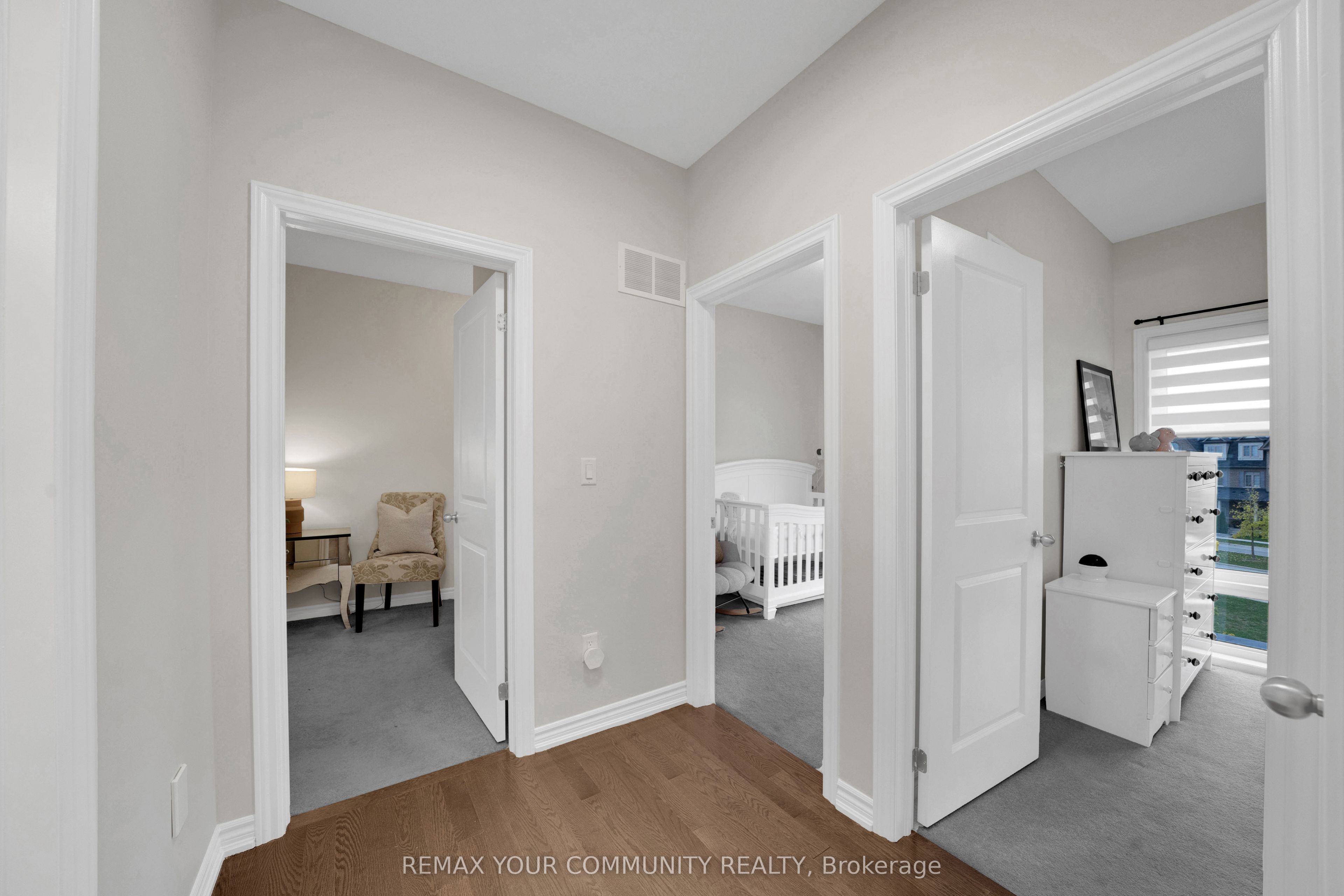 104 Holyrood Crescent Property Photo 24