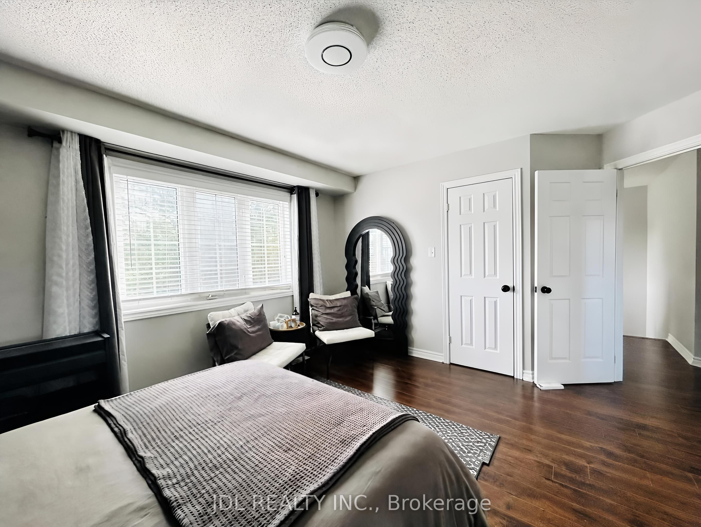 36 Laurelbank Crescent Property Photo 14