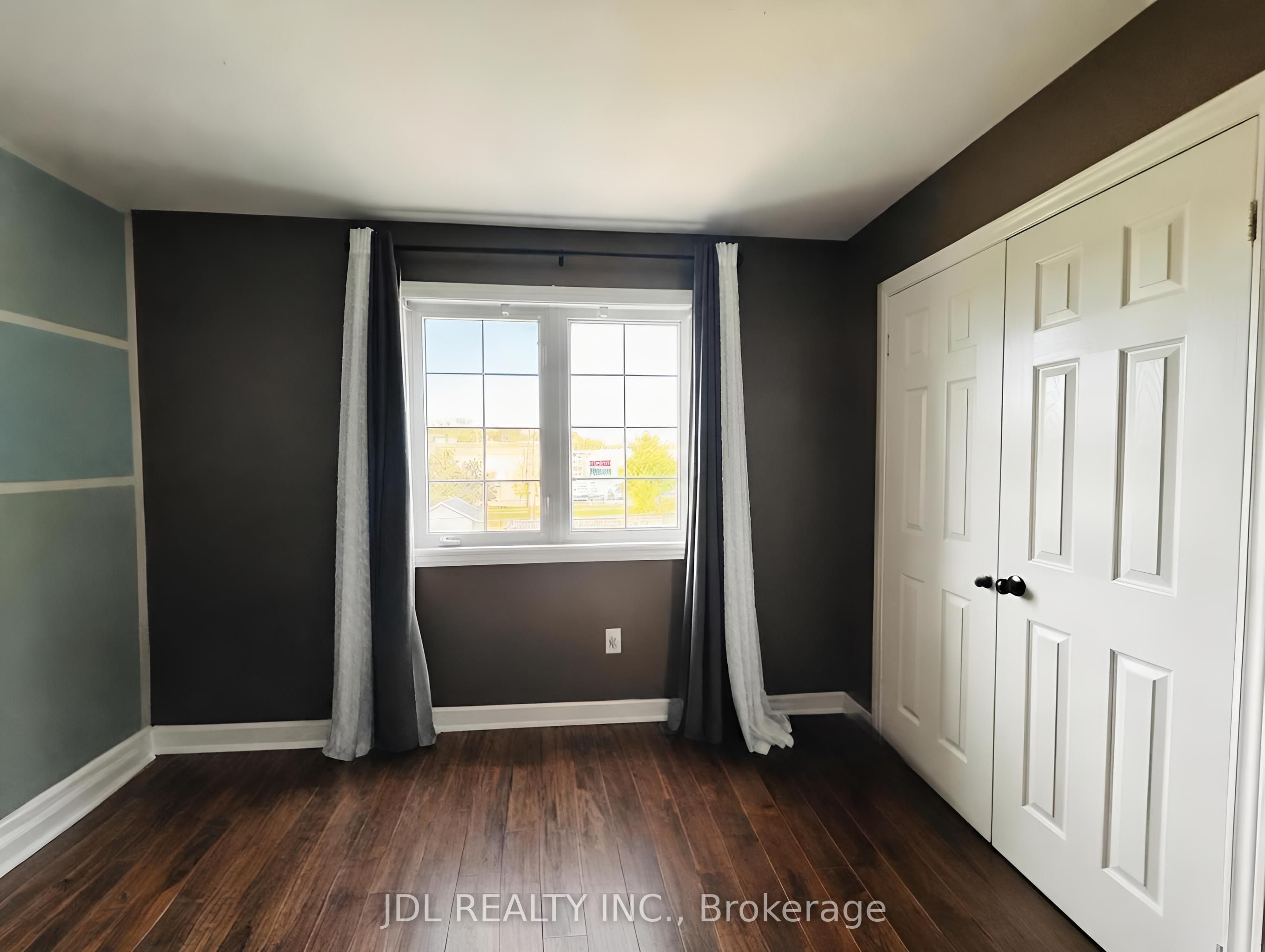 36 Laurelbank Crescent Property Photo 18