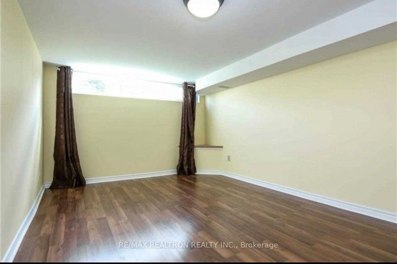 397 Browndale Crescent Basement Property Photo 3