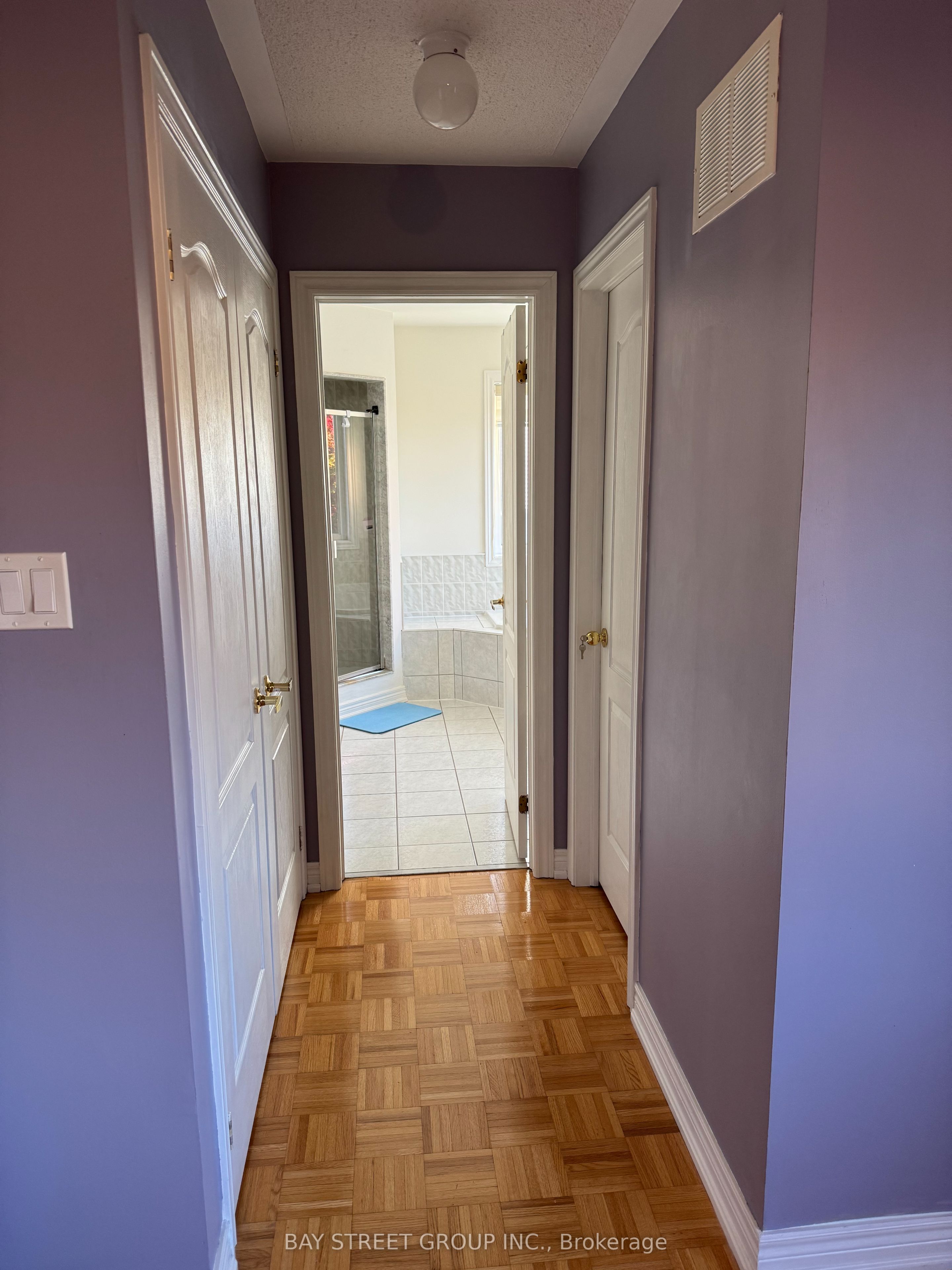 305 Shirley Drive Property Photo 9