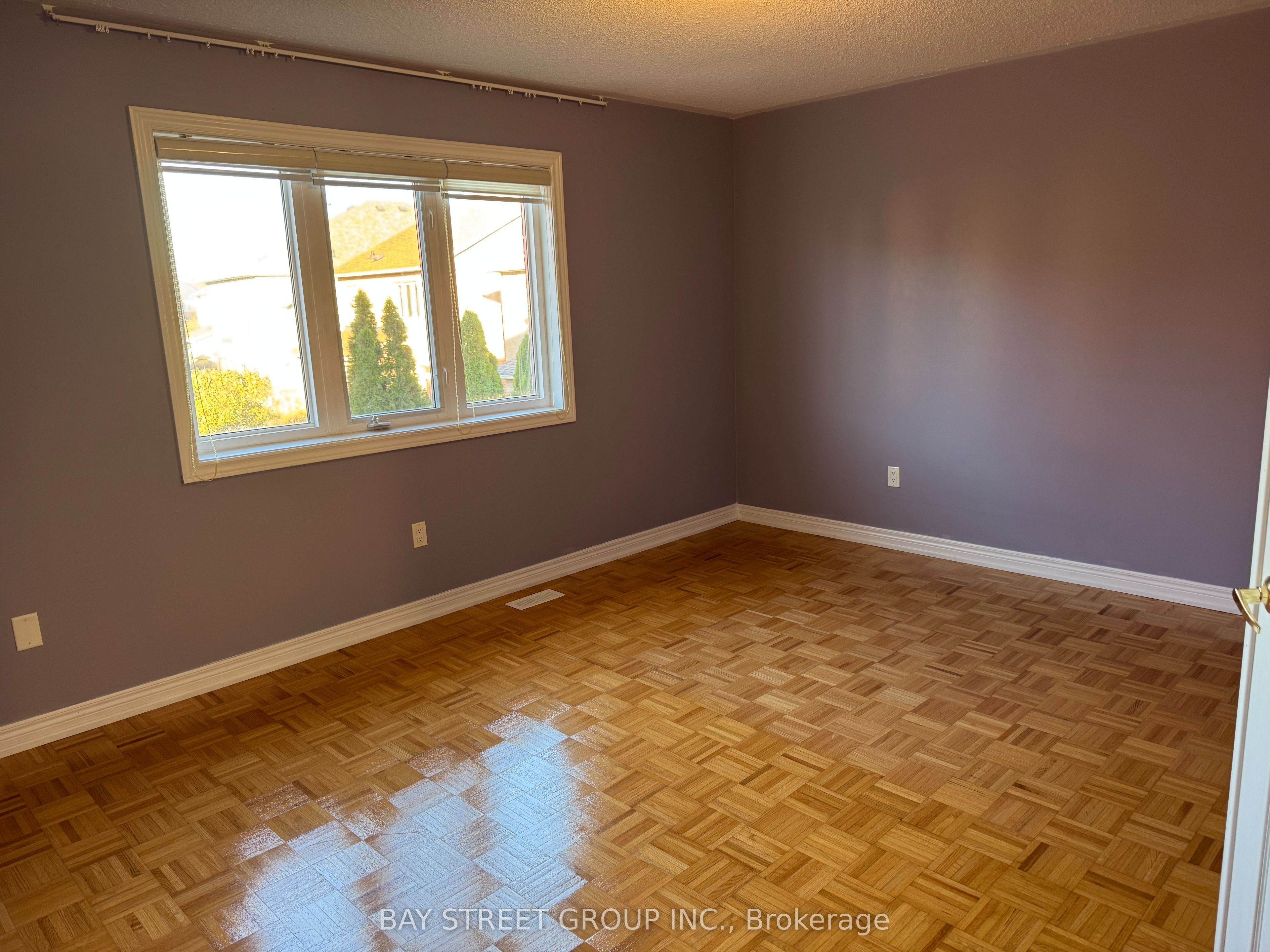 305 Shirley Drive Property Photo 14