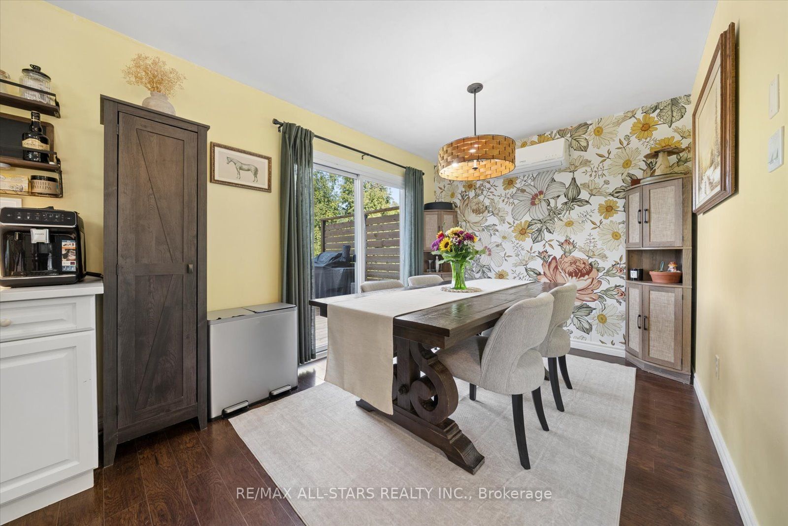 538 Highland Crescent Property Photo 16