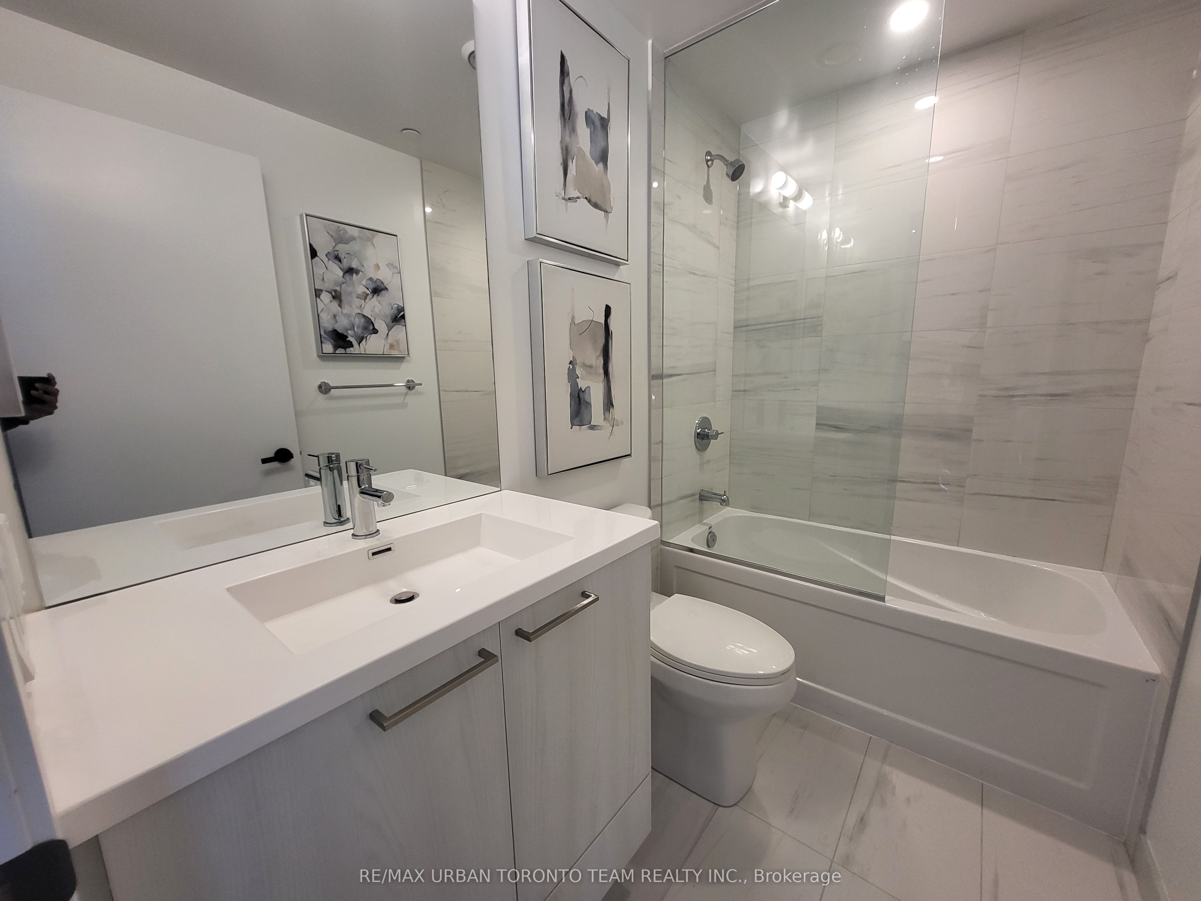 195 Commerce Street 4616 Property Photo 12