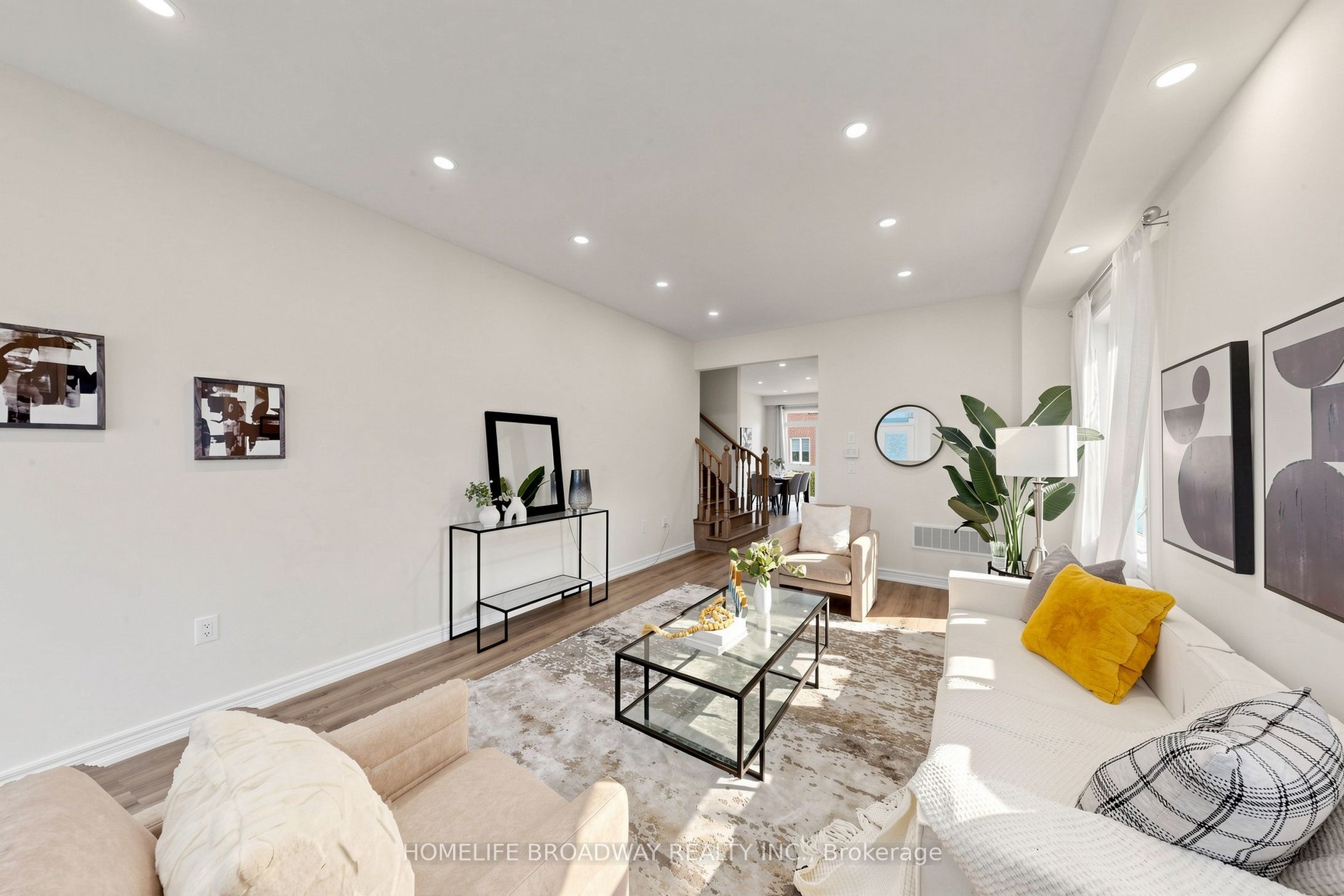 60 Crofting Crescent Property Photo 6