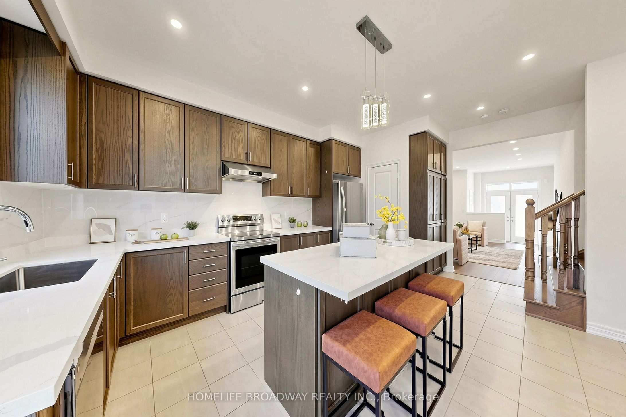60 Crofting Crescent Property Photo 9