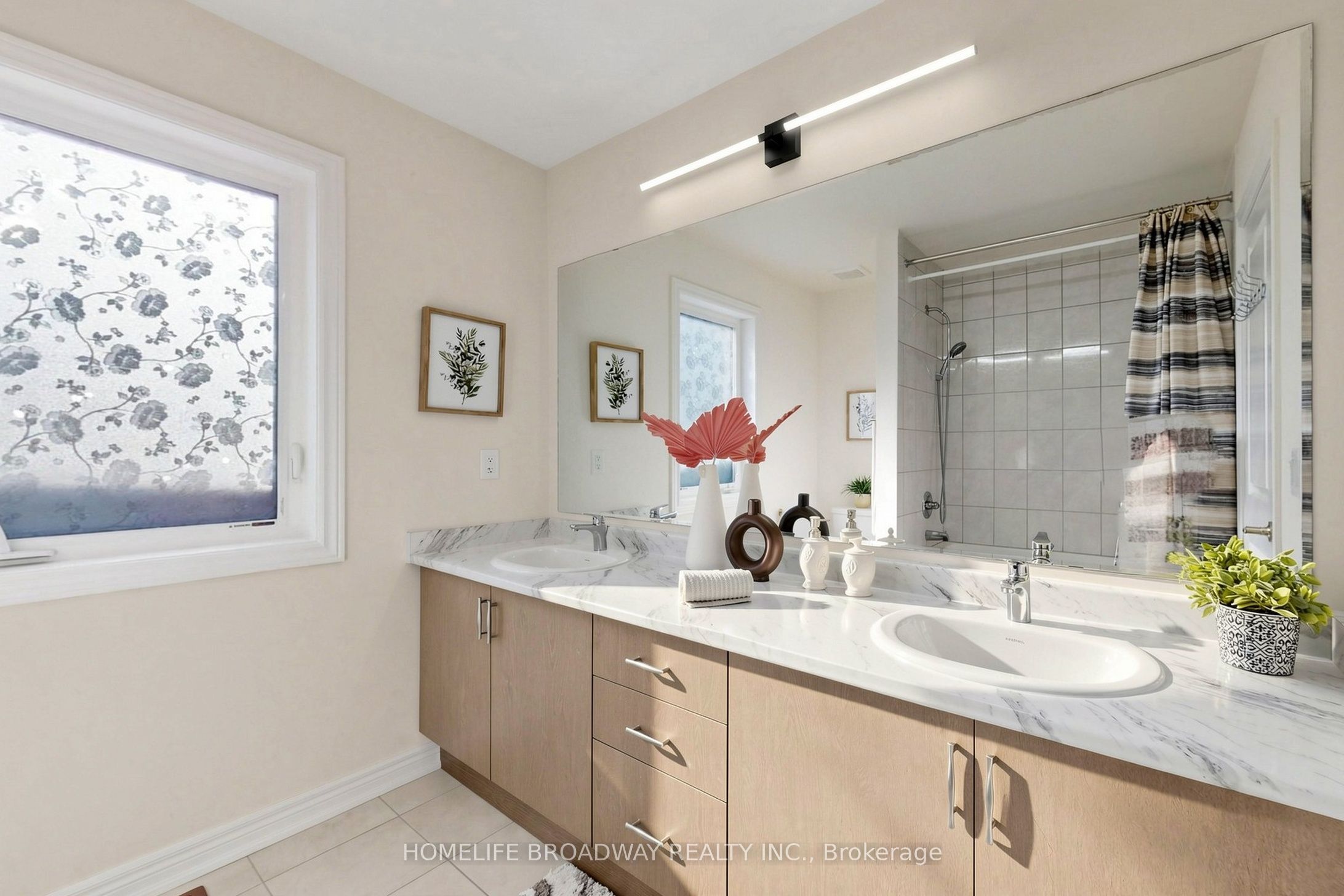 60 Crofting Crescent Property Photo 32