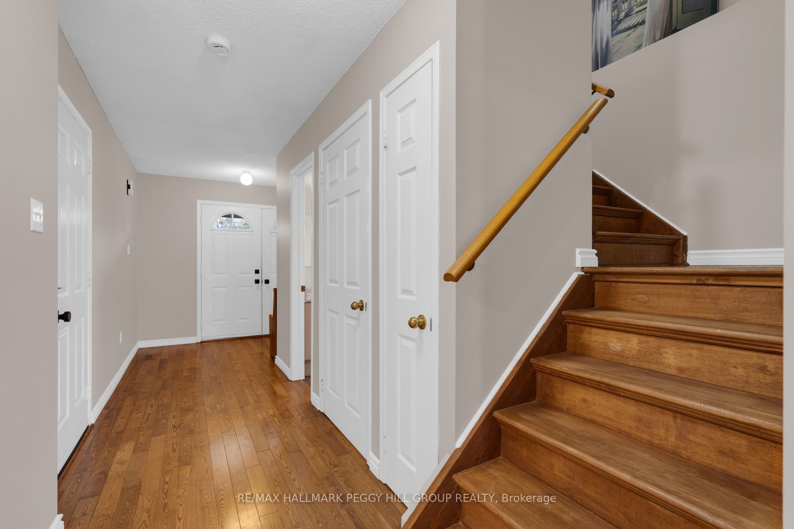 10 Kate Aitken Crescent Property Photo 3