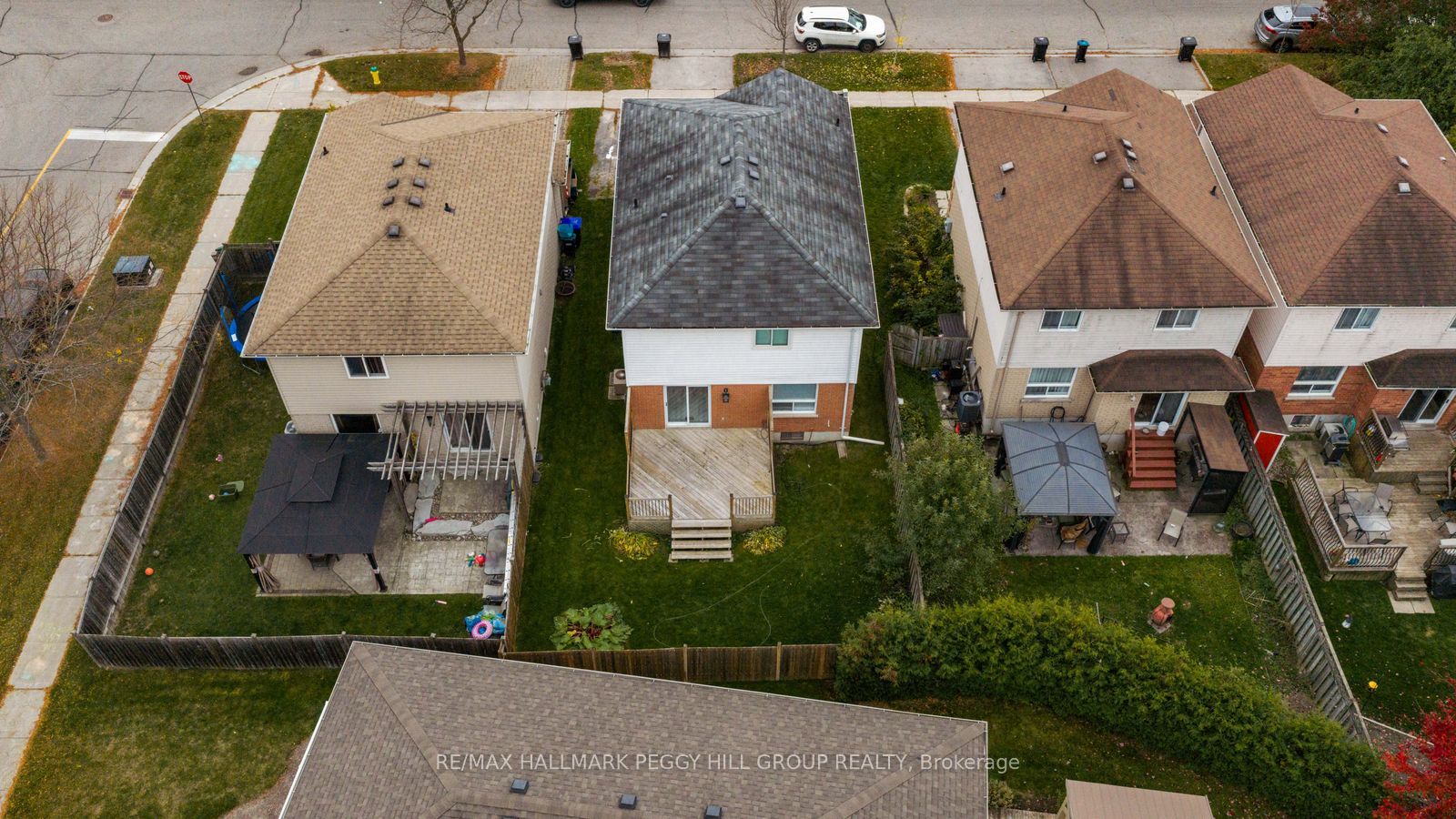 10 Kate Aitken Crescent Property Photo 16
