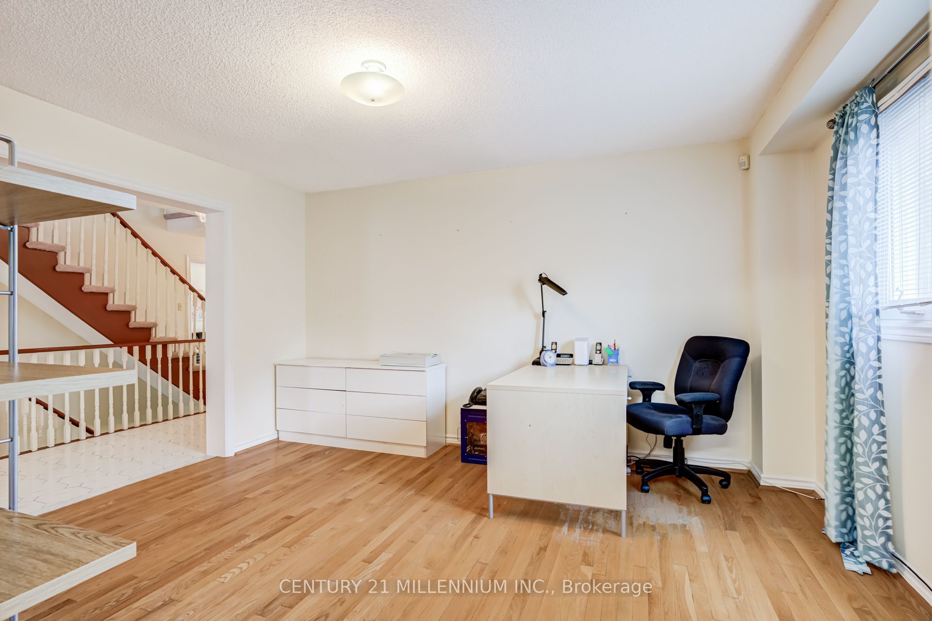 50 Piccadilly Road Property Photo 24