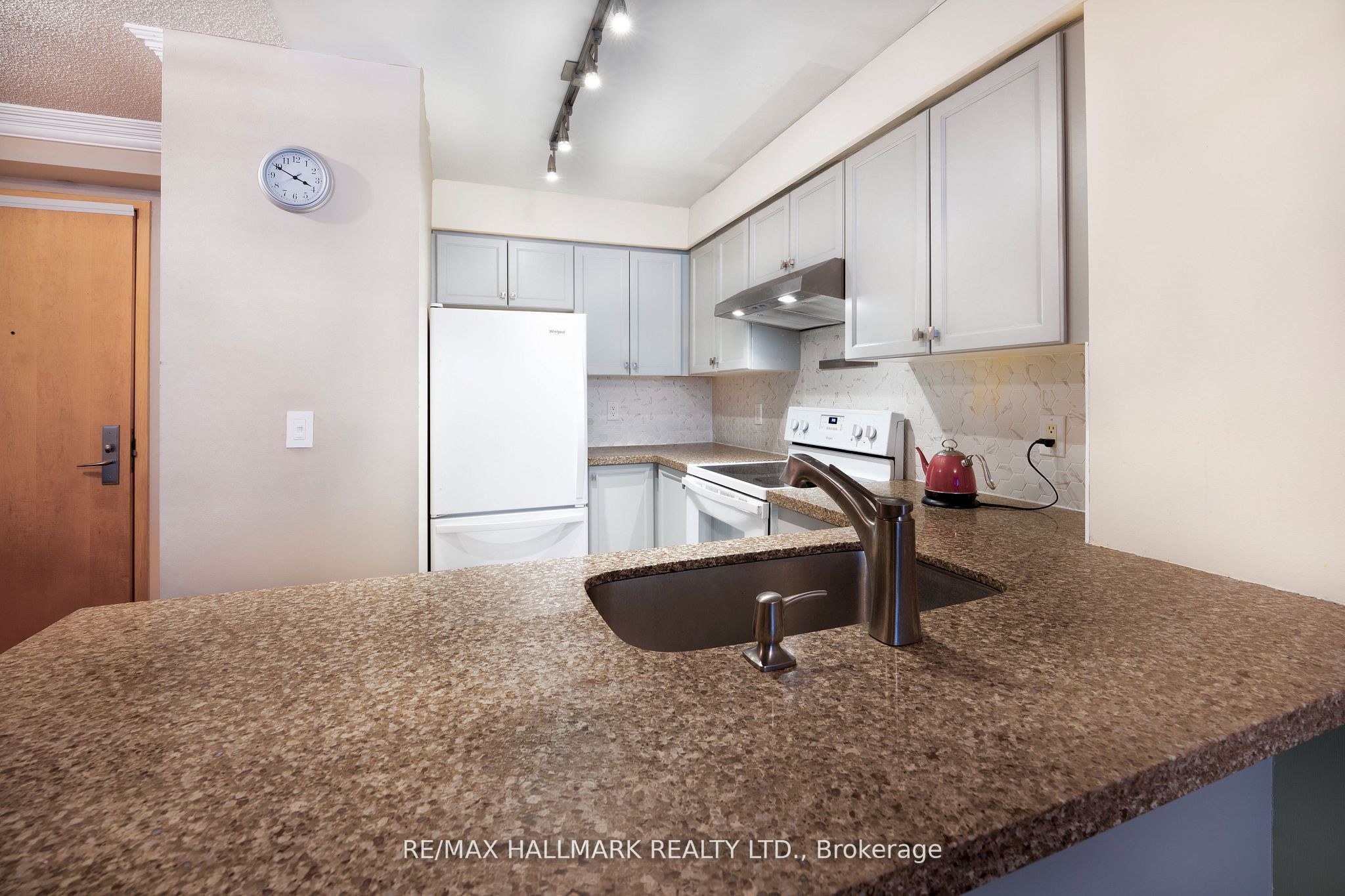 62 Suncrest Boulevard 316 Property Photo 1