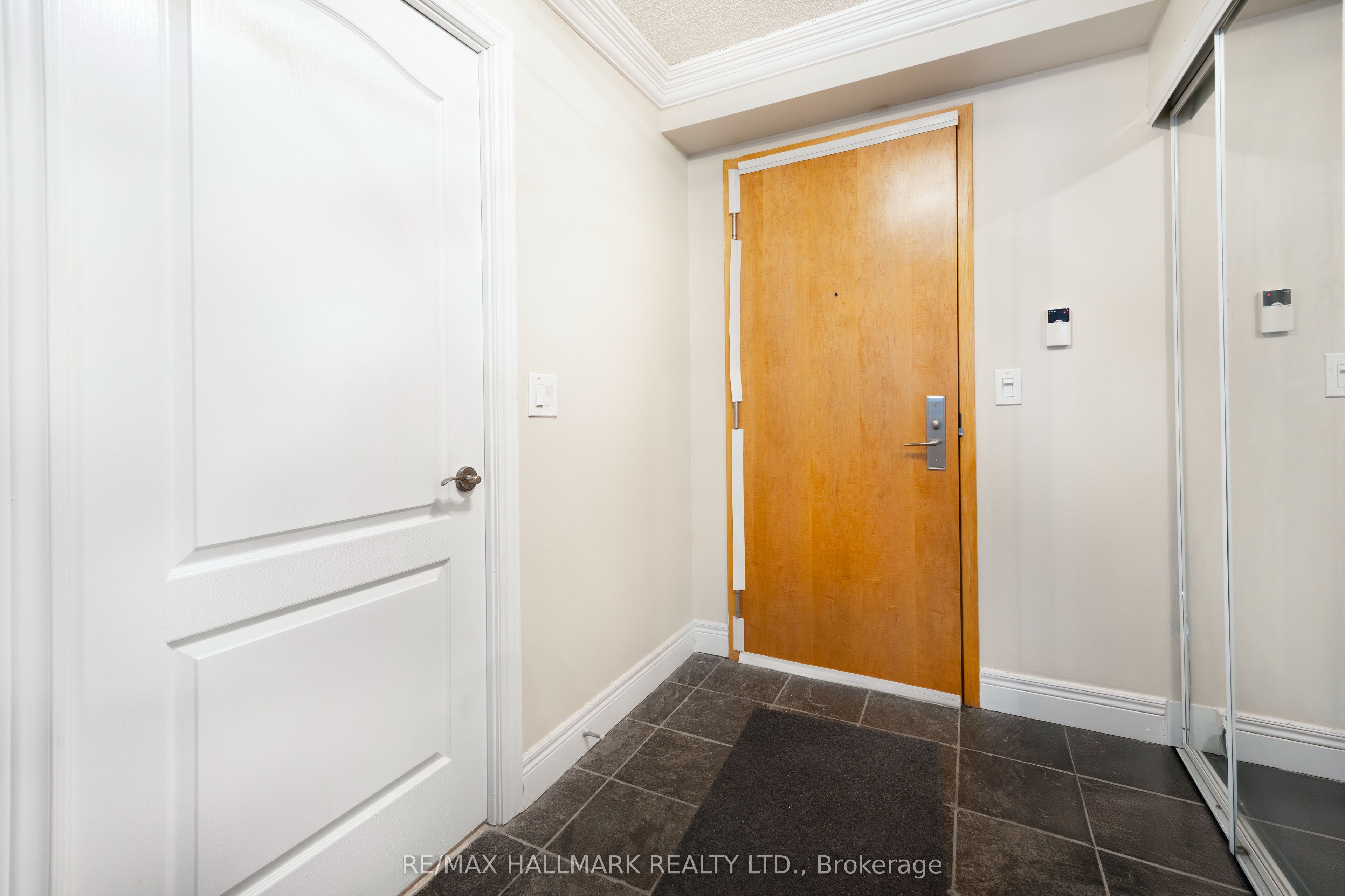 62 Suncrest Boulevard 316 Property Photo 14