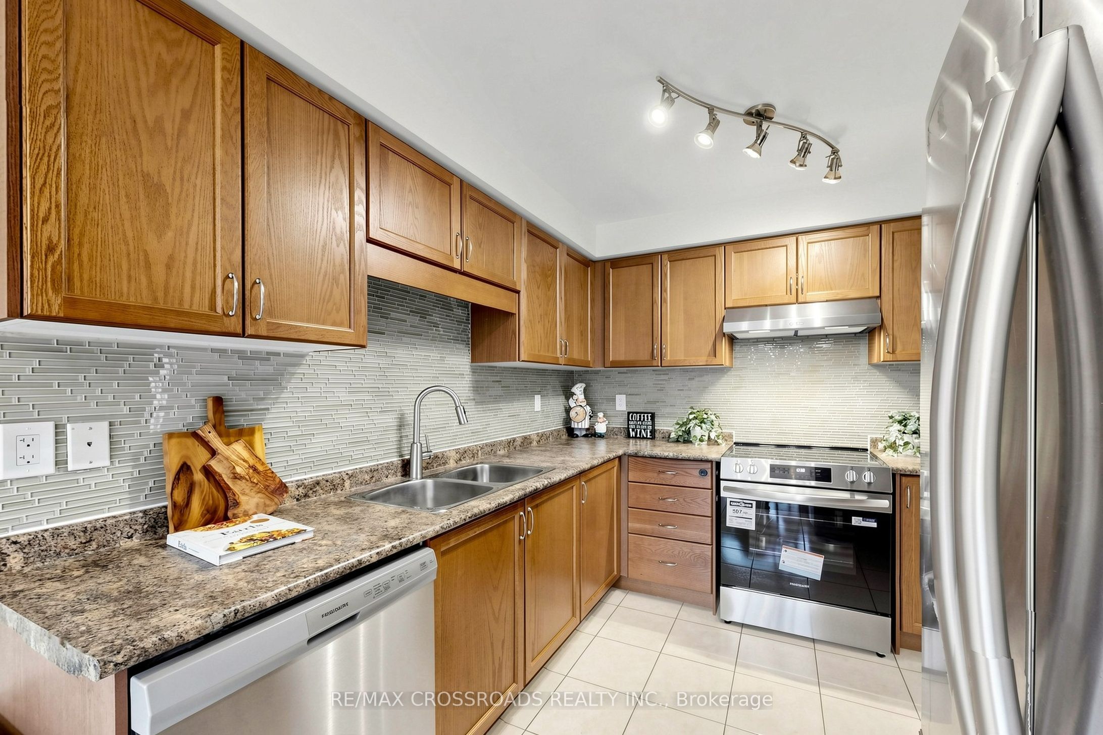 78 Vera Lynn Crescent Property Photo 15