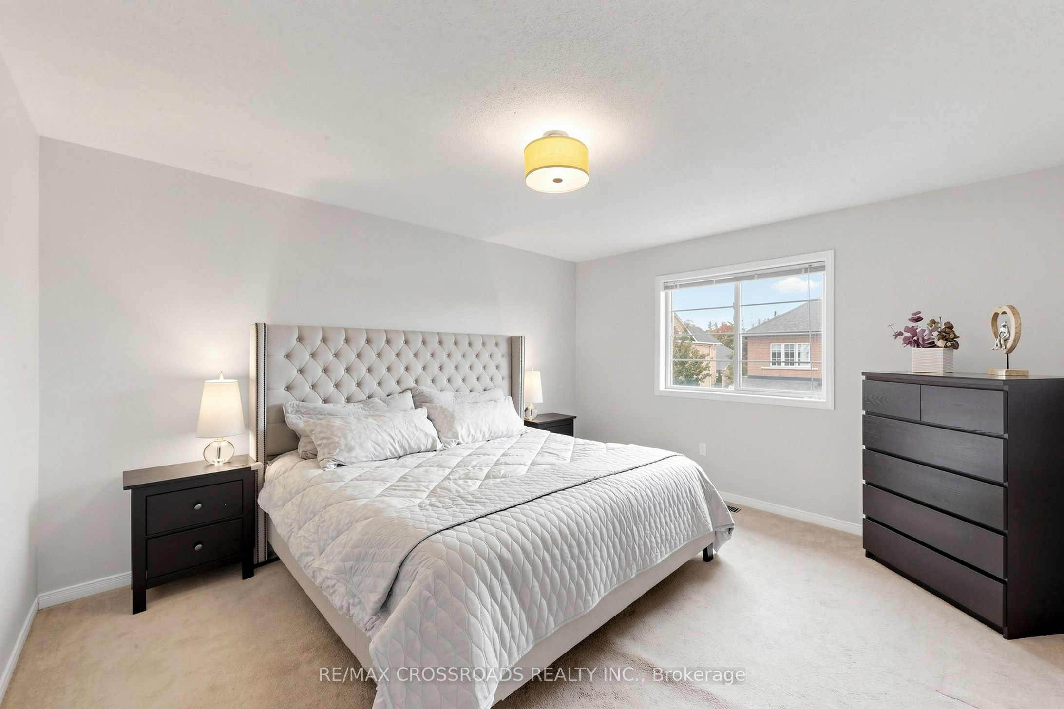 78 Vera Lynn Crescent Property Photo 24