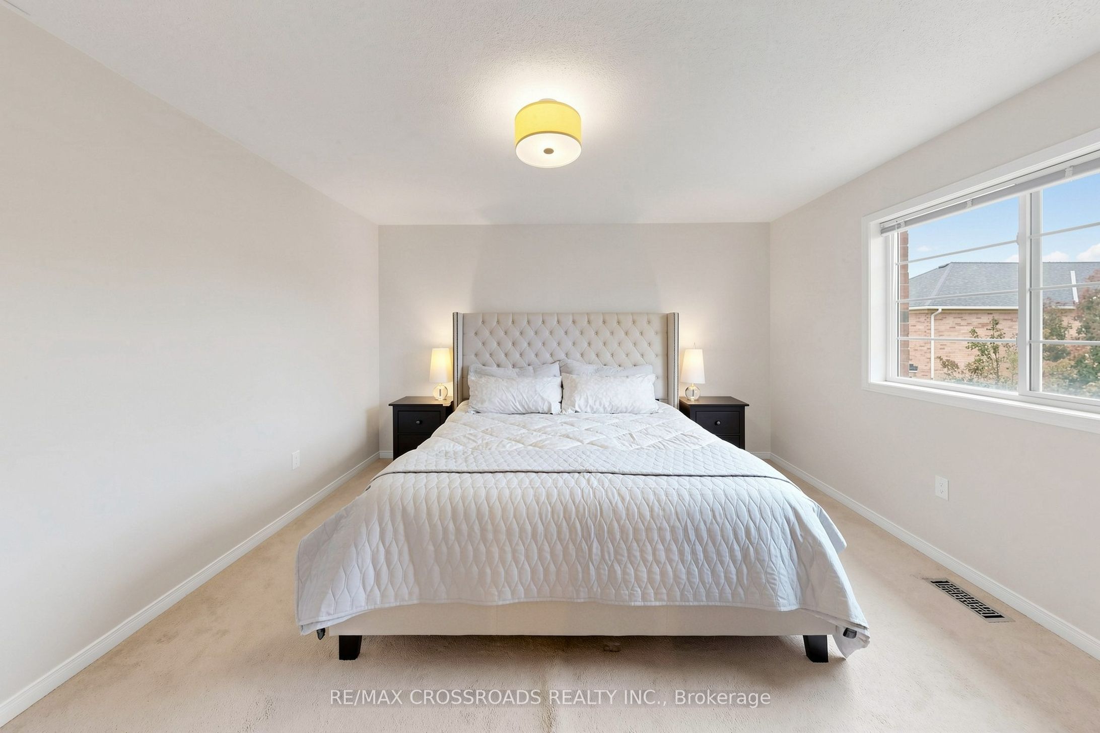 78 Vera Lynn Crescent Property Photo 25
