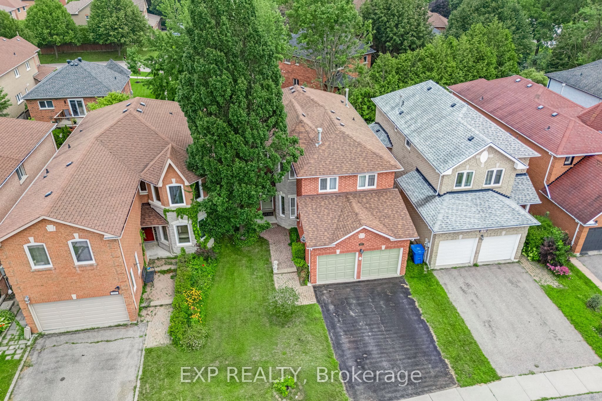 591 Plantation Gate Property Photo 1