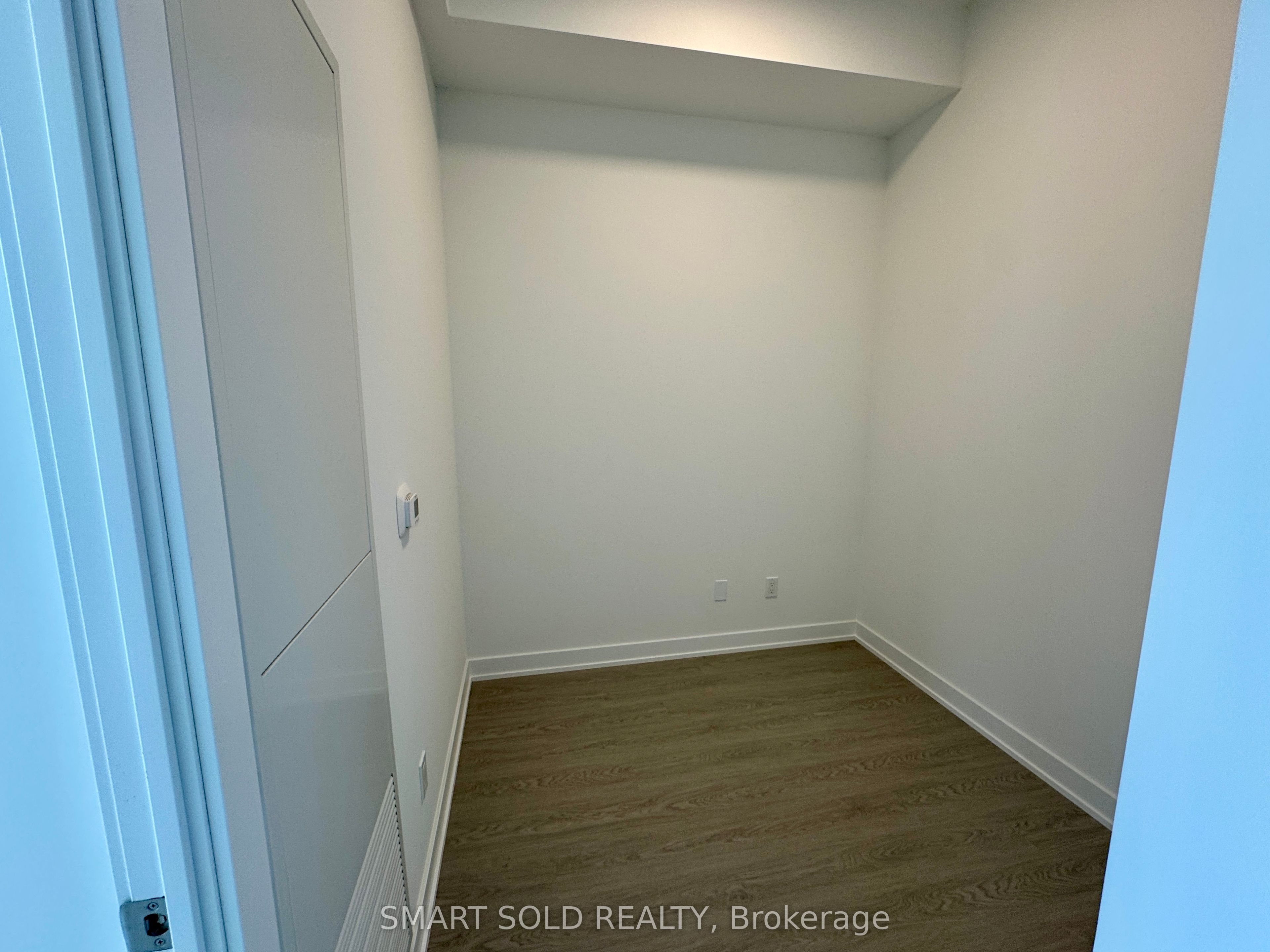 8188 Yonge Street 520 Property Photo 6