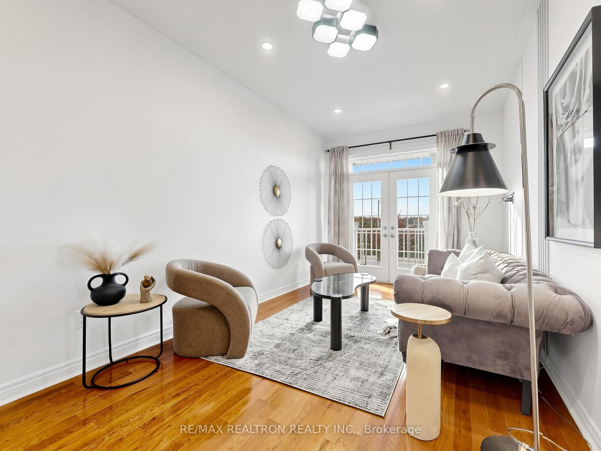 46 Mary Ellen Baker Crescent Property Photo 16