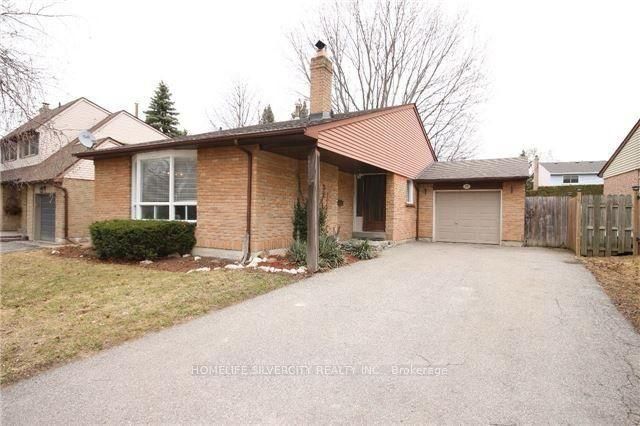 47 Stoddart Drive Property Photo 1