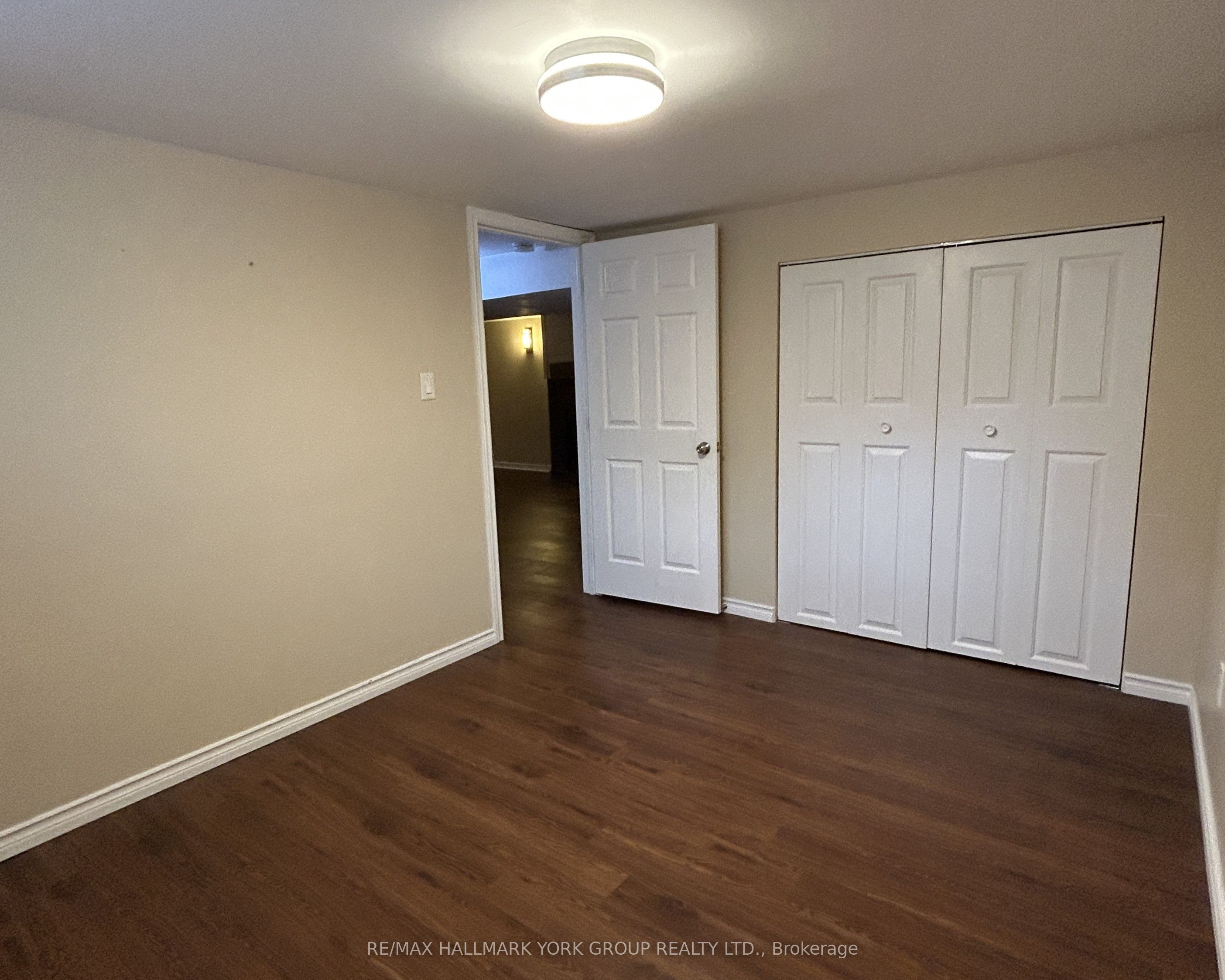 140 Riveredge Drive Lower Property Photo 8