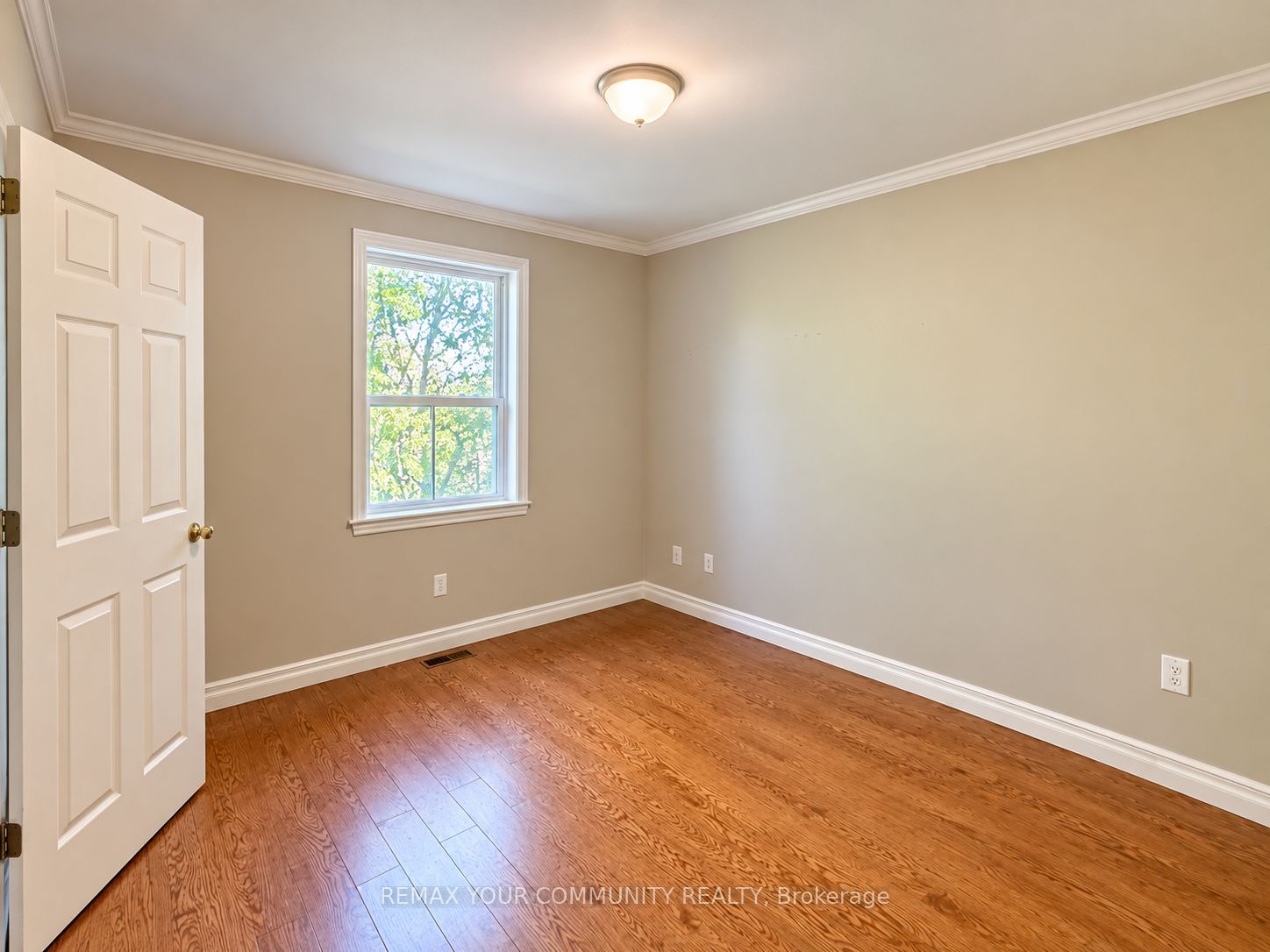 8 Hillside Avenue Property Photo 8