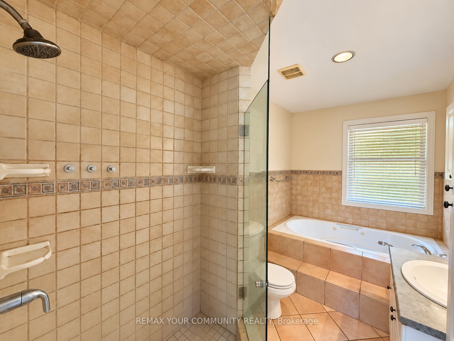 8 Hillside Avenue Property Photo 10