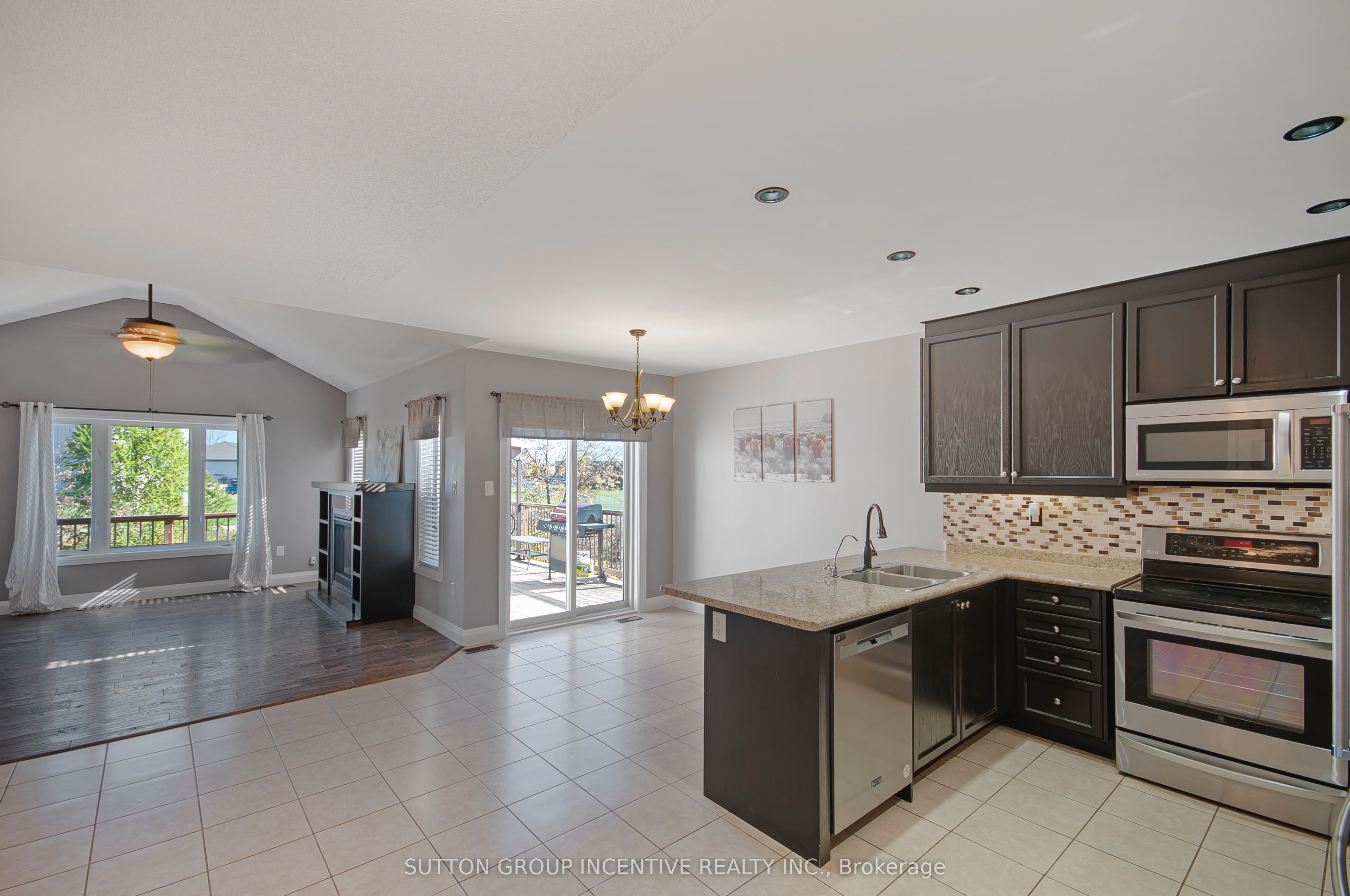 61 Antioch Court Property Photo 8