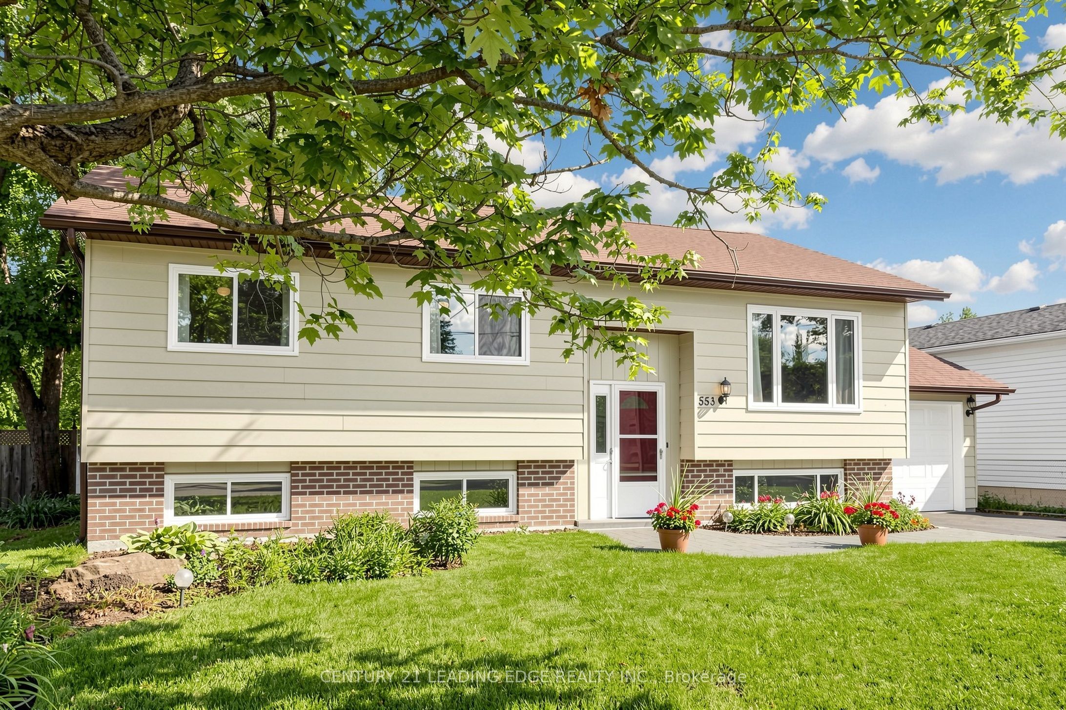 553 James Street Property Photo 1