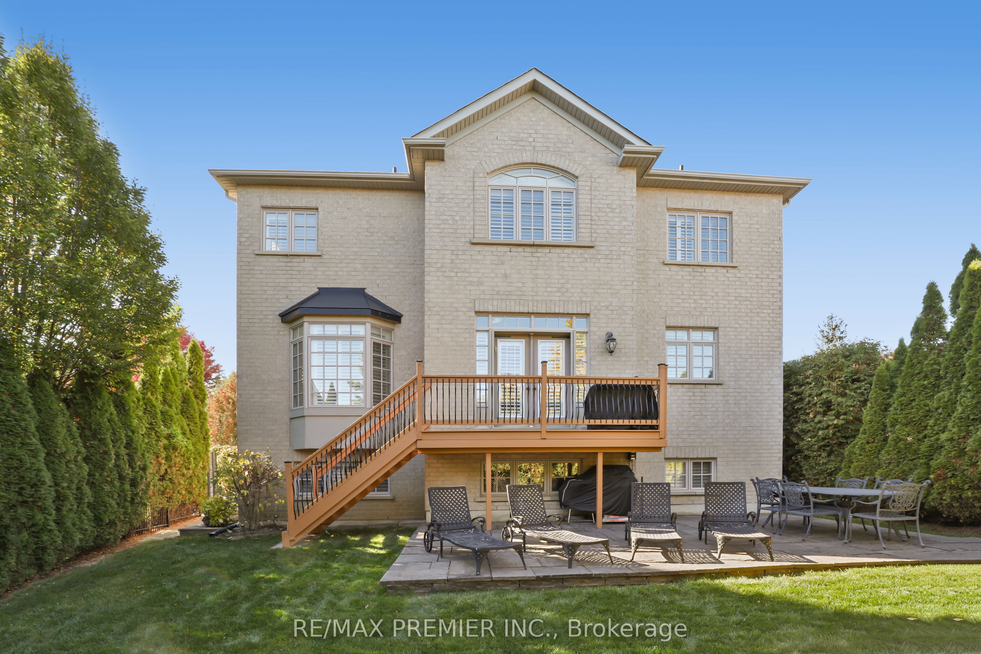 9 Migonette Street Property Photo 4