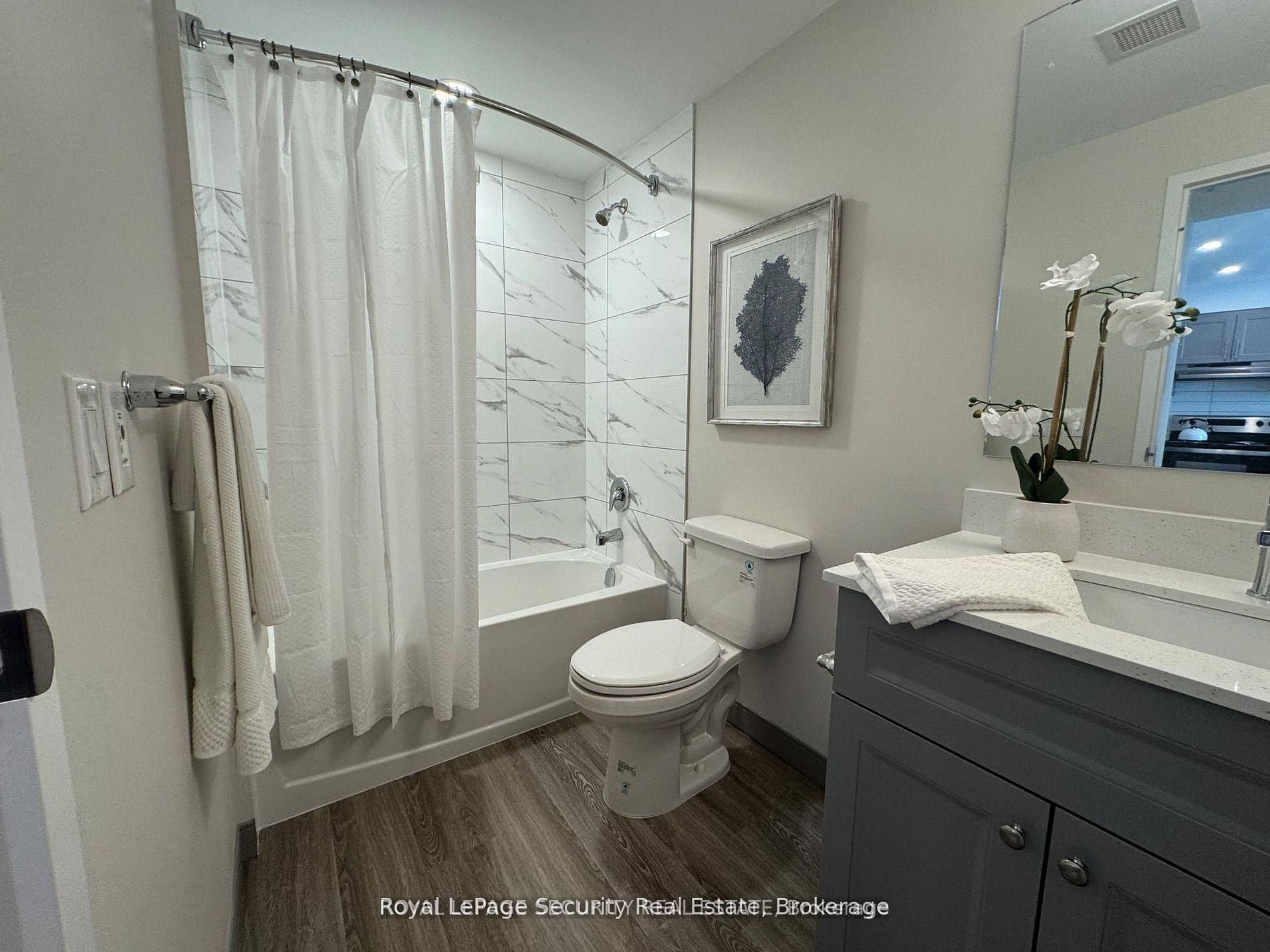1015 Innisfil Beach Road 710 Property Photo 16