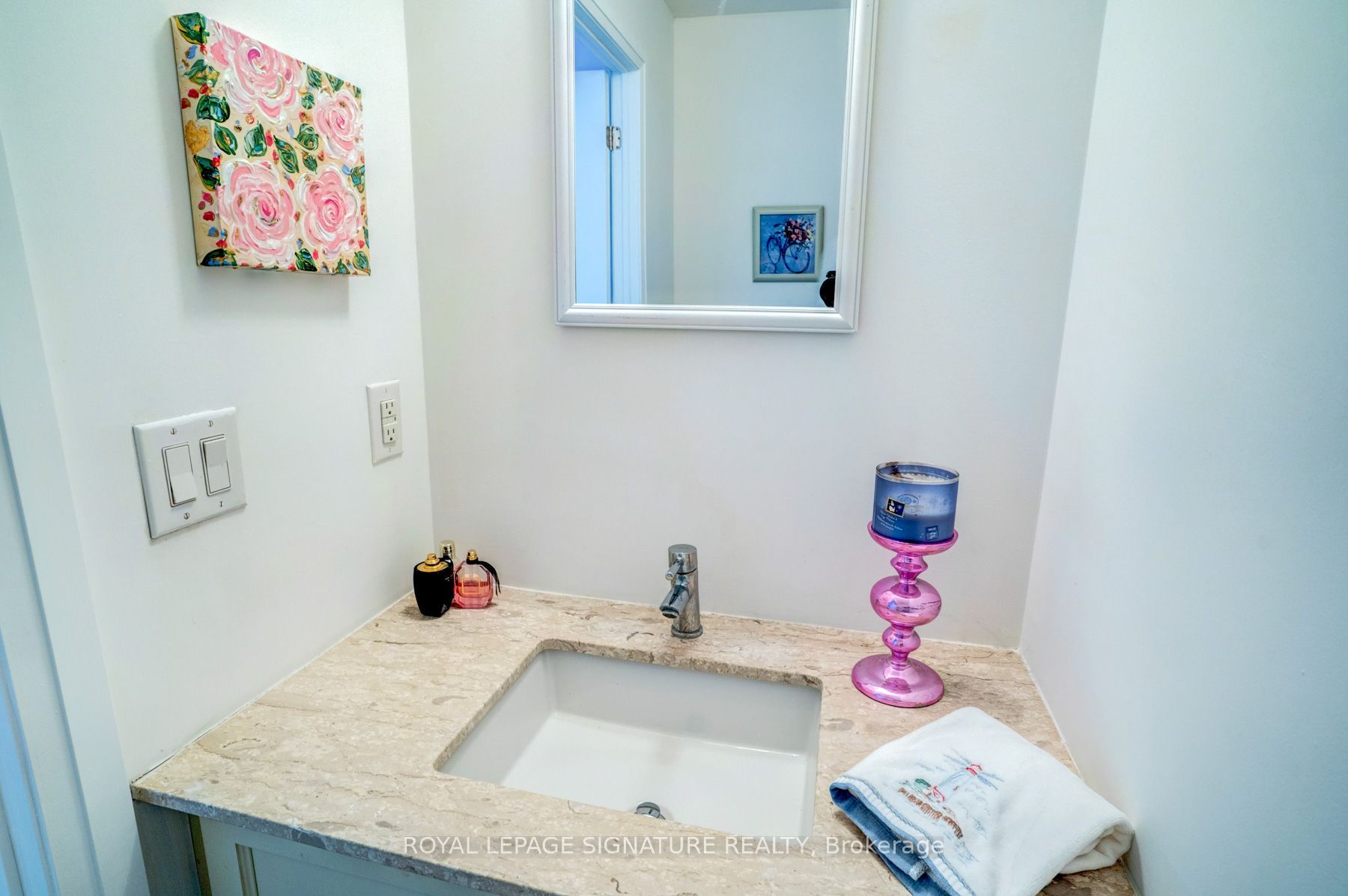 24 Woodstream Boulevard 714 Property Photo 15