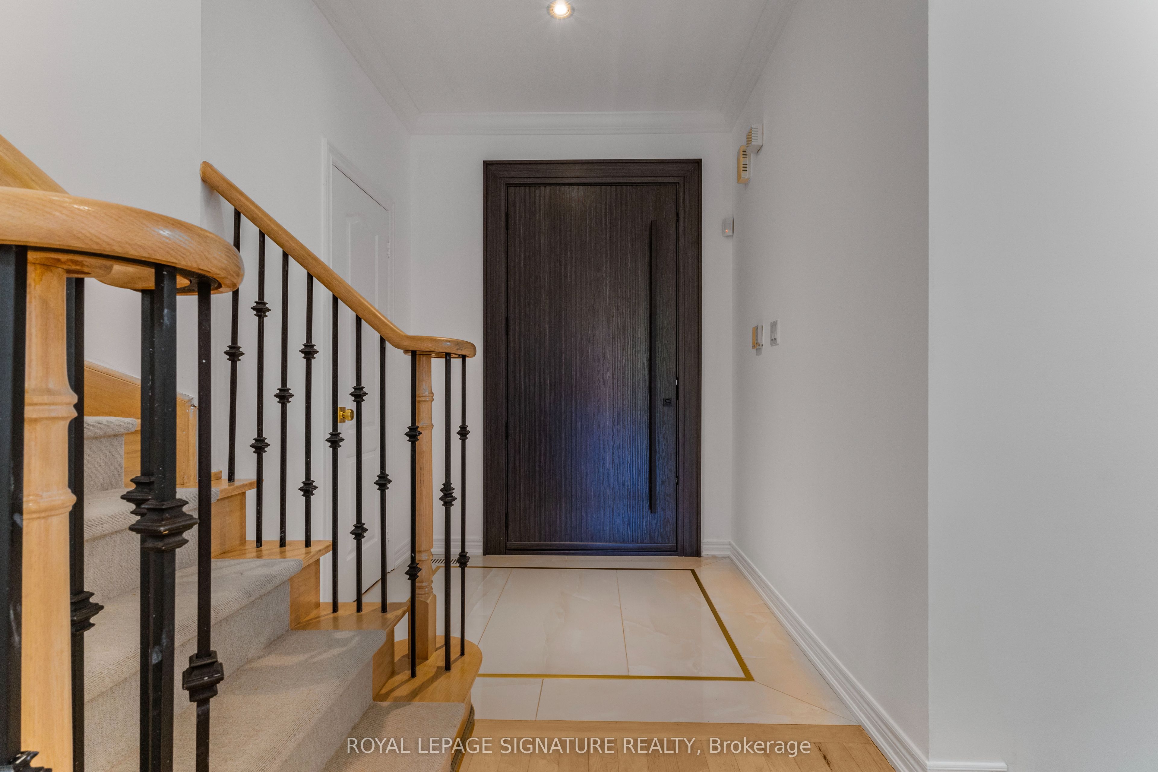 82 Loire Valley Avenue Property Photo 5