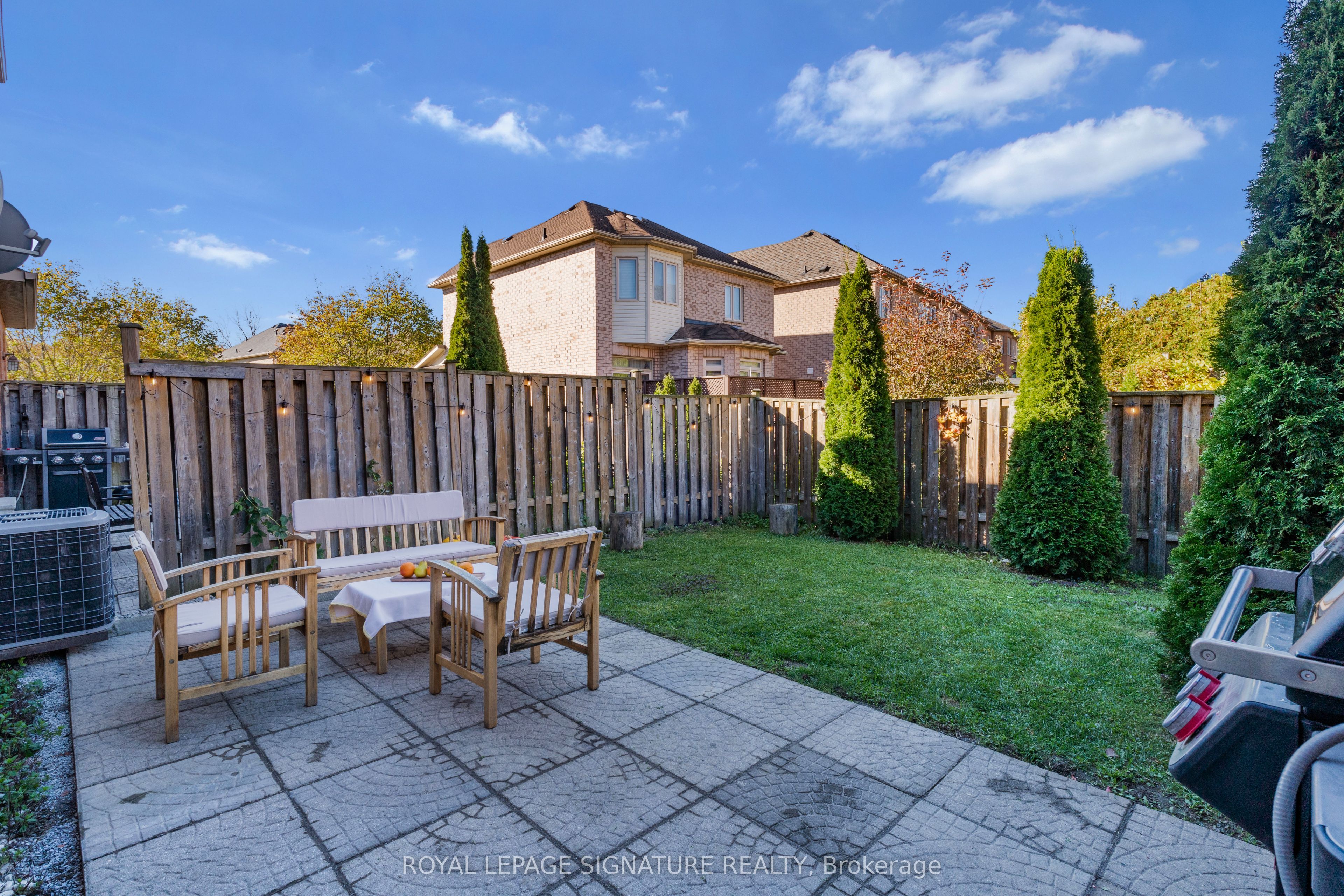 82 Loire Valley Avenue Property Photo 11