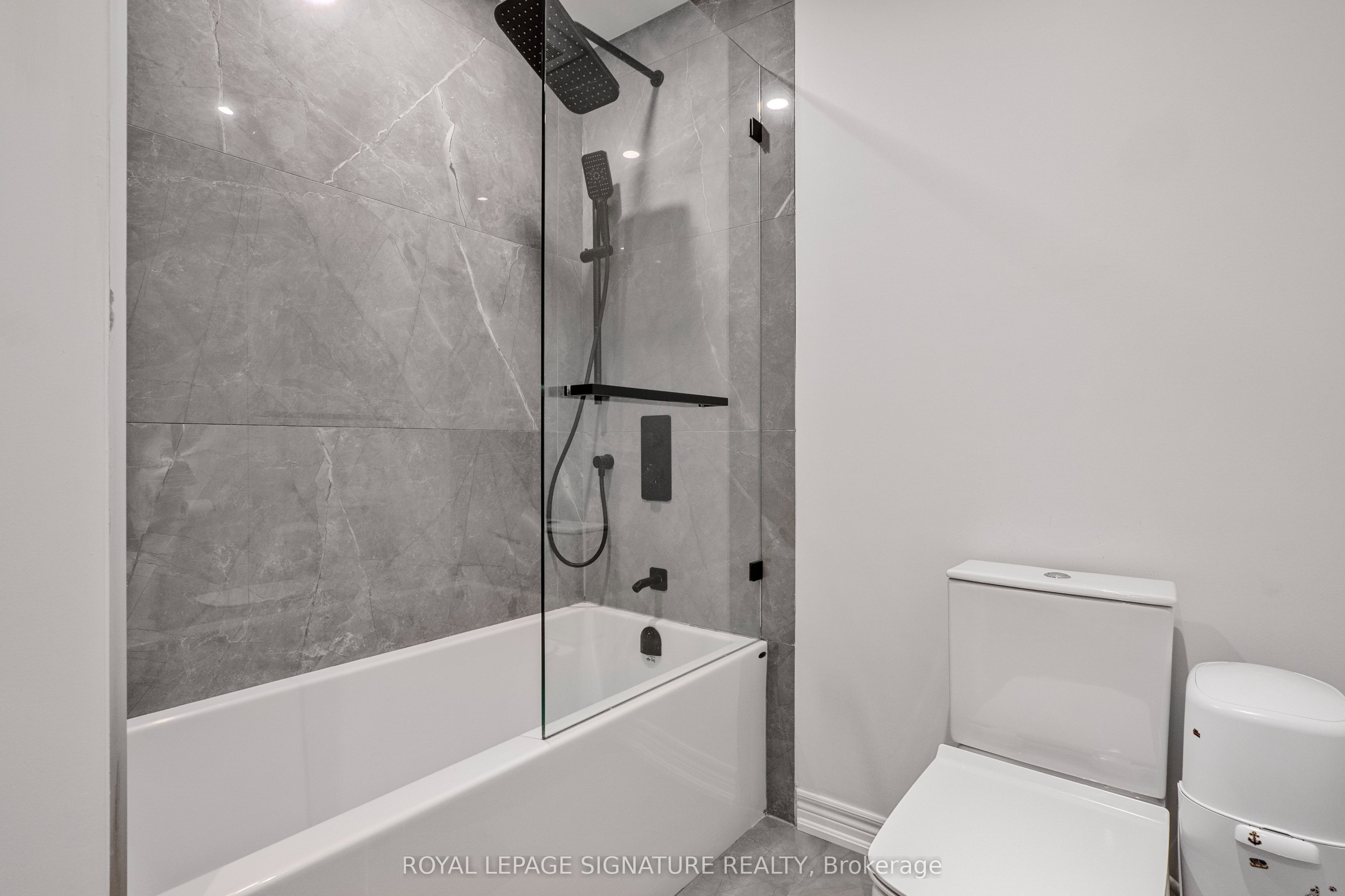 82 Loire Valley Avenue Property Photo 23