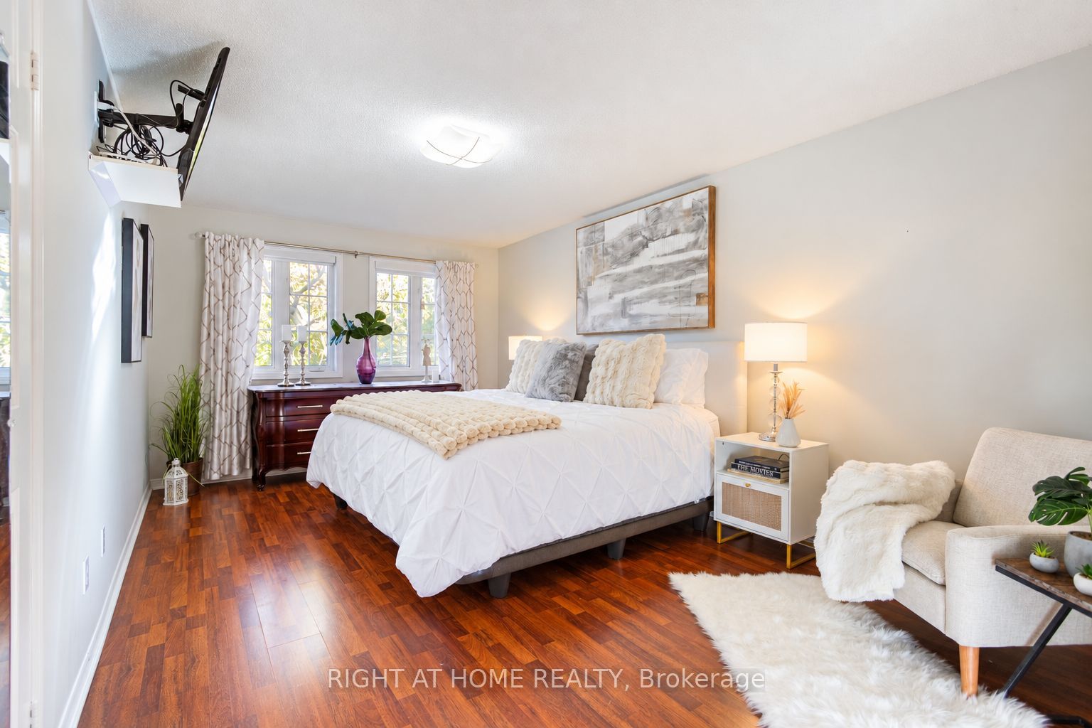 212 Olde Bayview Avenue Property Photo 22