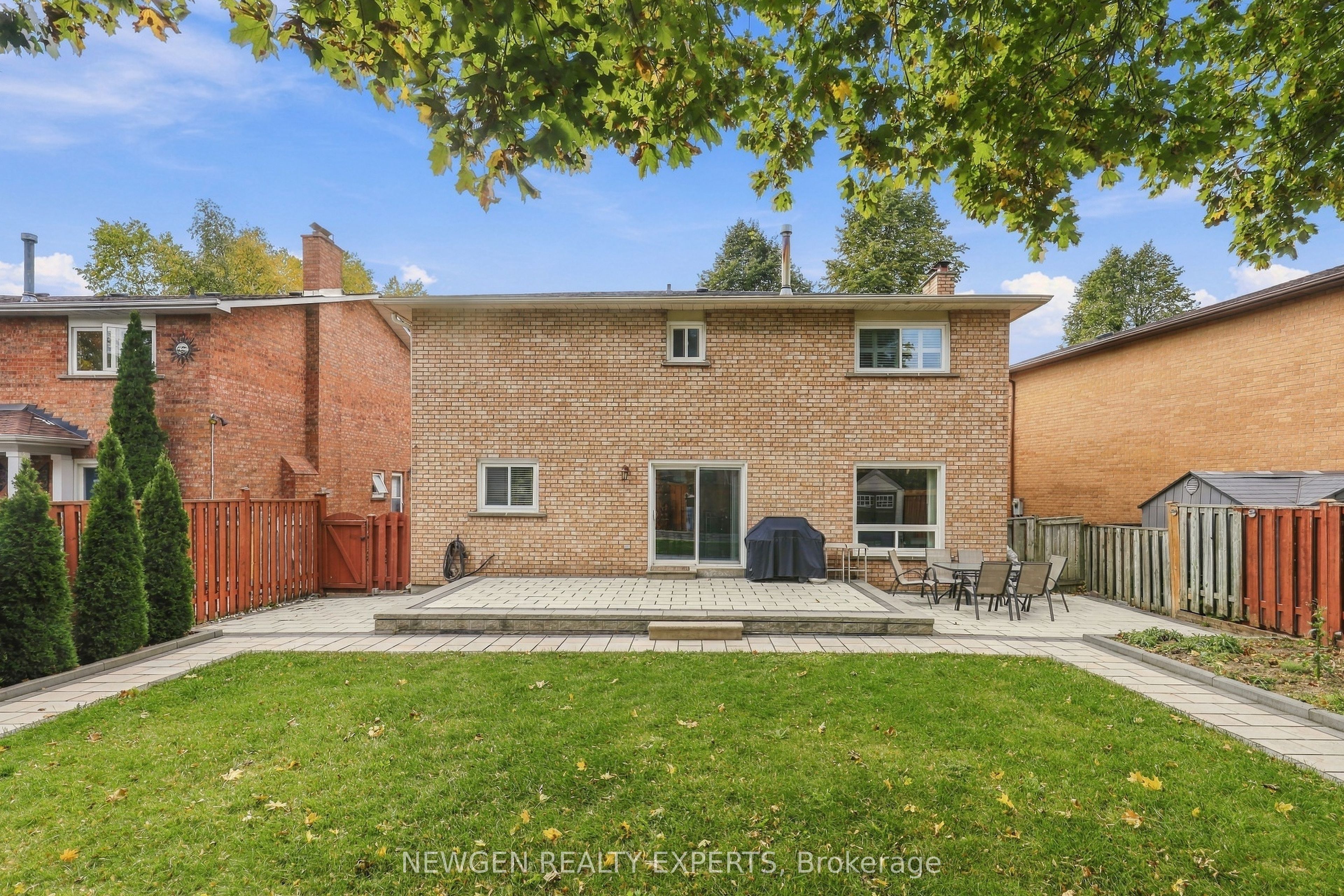 40 Foundry Crescent E Property Photo 28