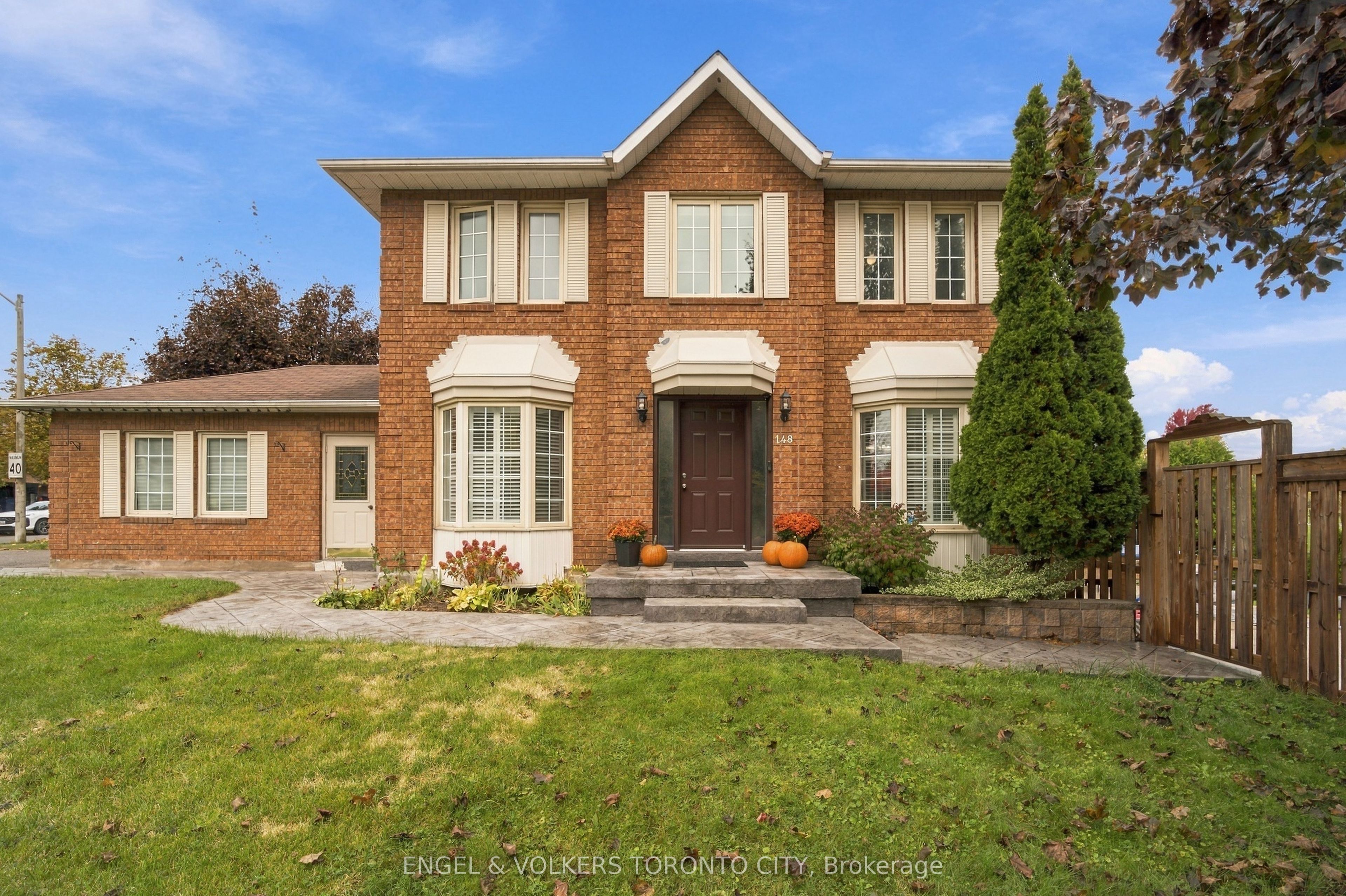 148 Aurora Heights Drive Property Photo 1