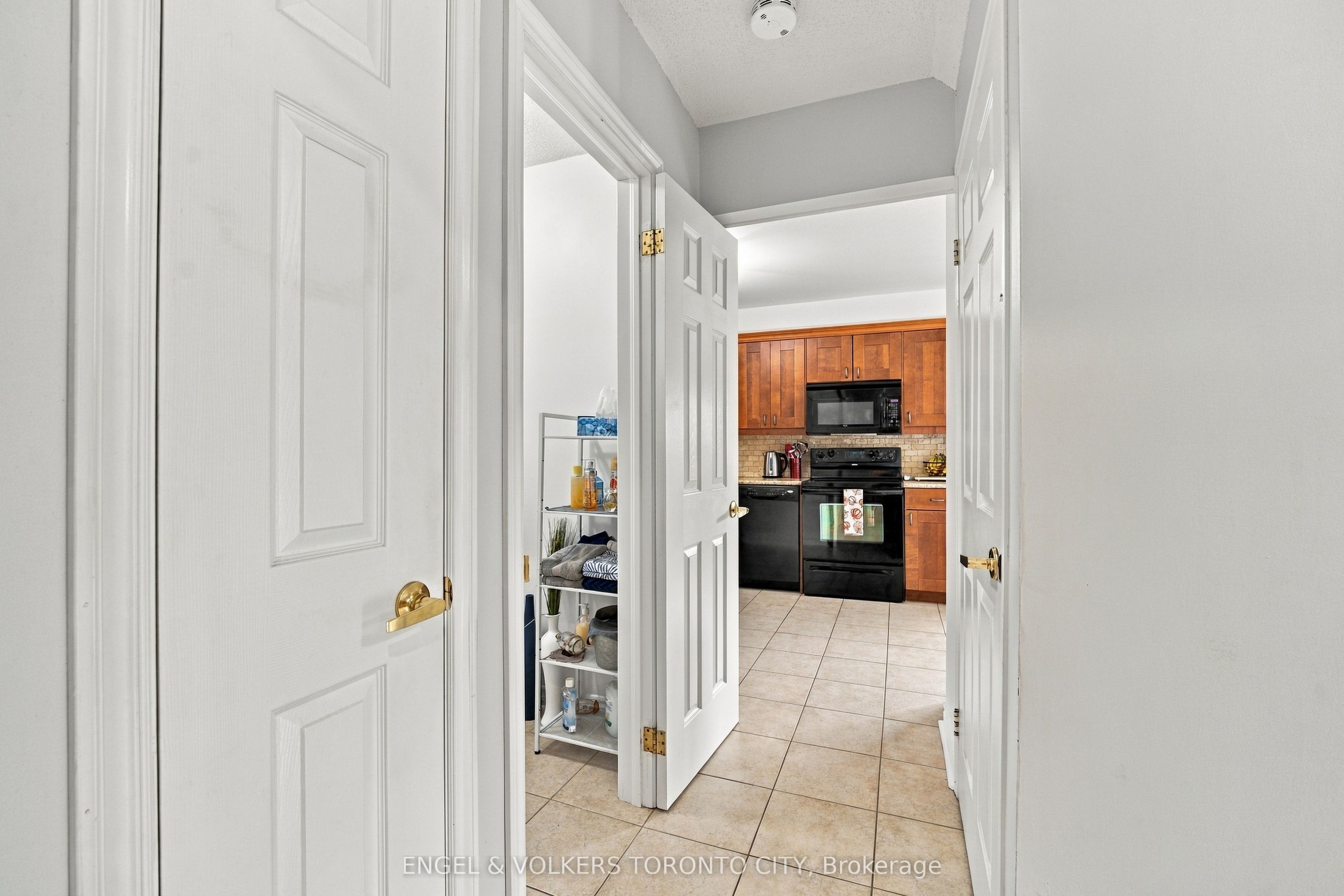 148 Aurora Heights Drive Property Photo 20