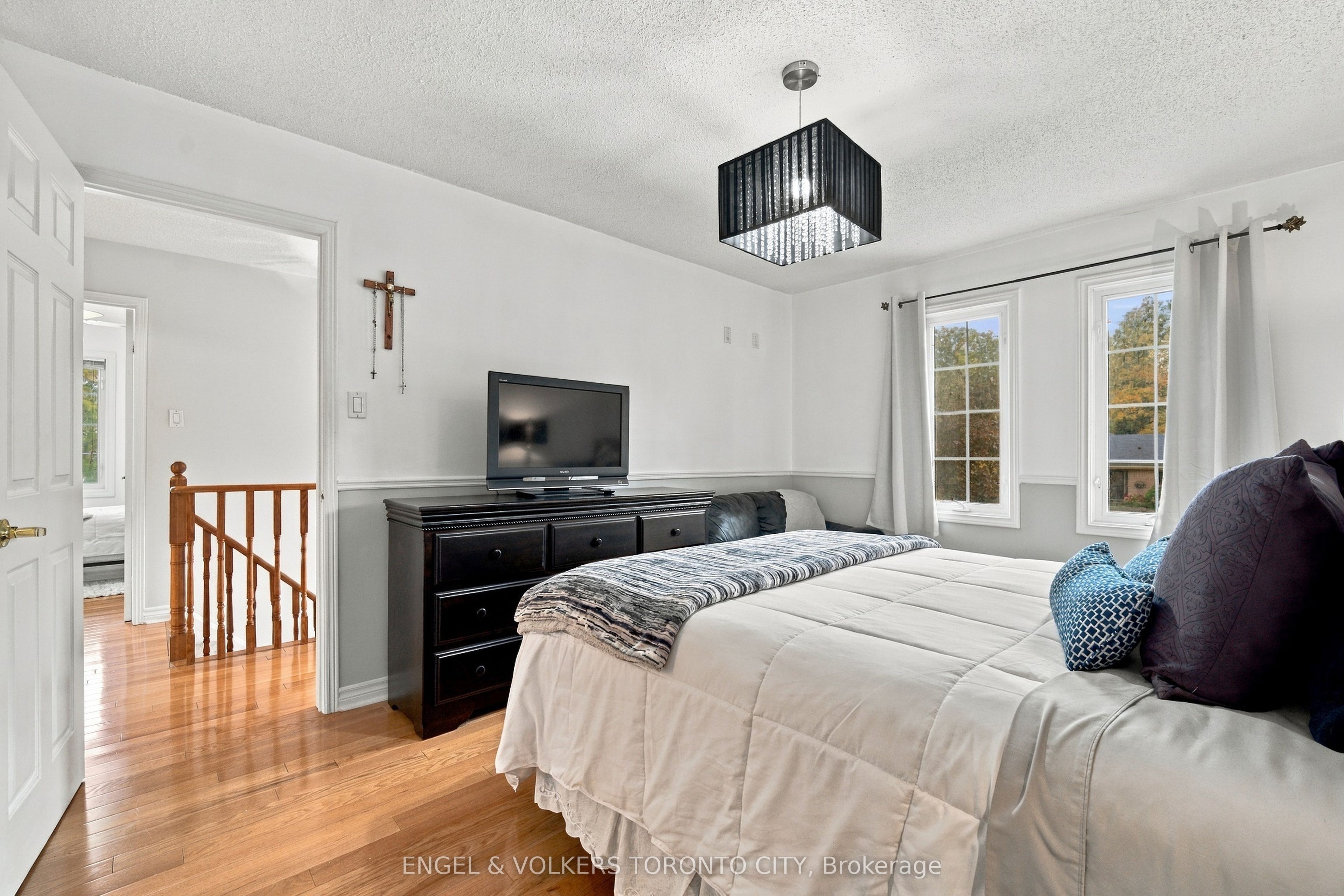 148 Aurora Heights Drive Property Photo 29