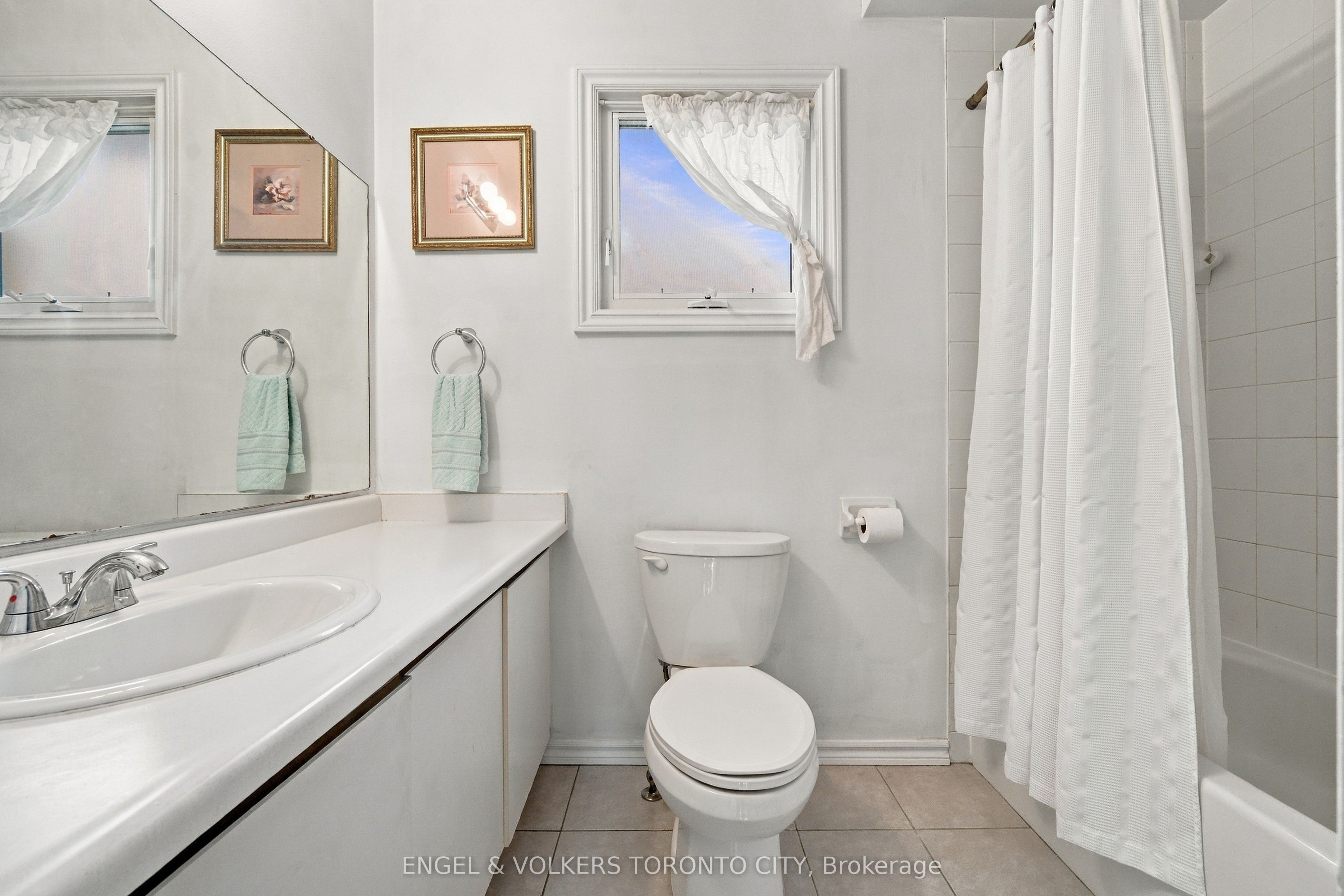 148 Aurora Heights Drive Property Photo 34