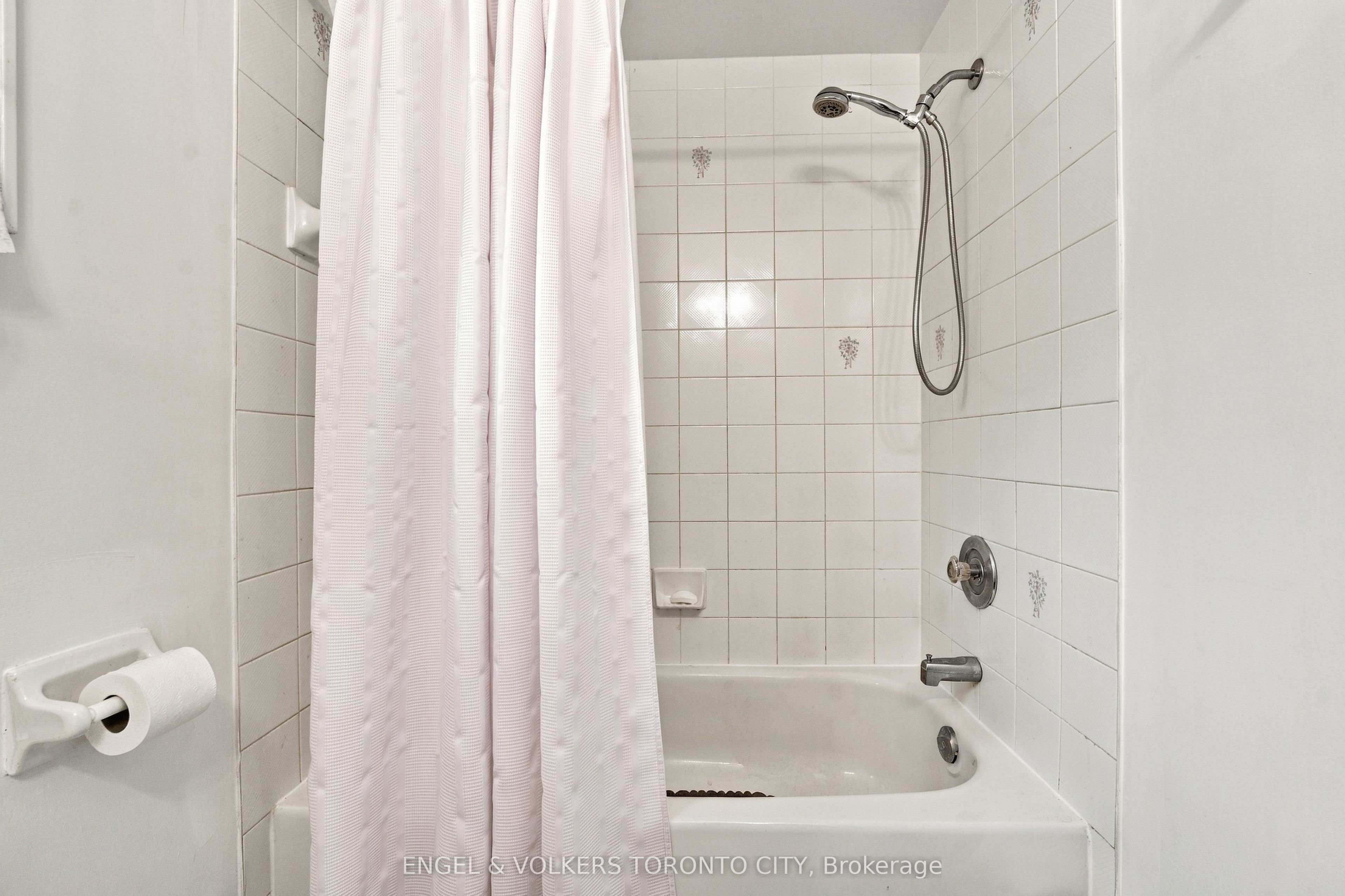 148 Aurora Heights Drive Property Photo 36