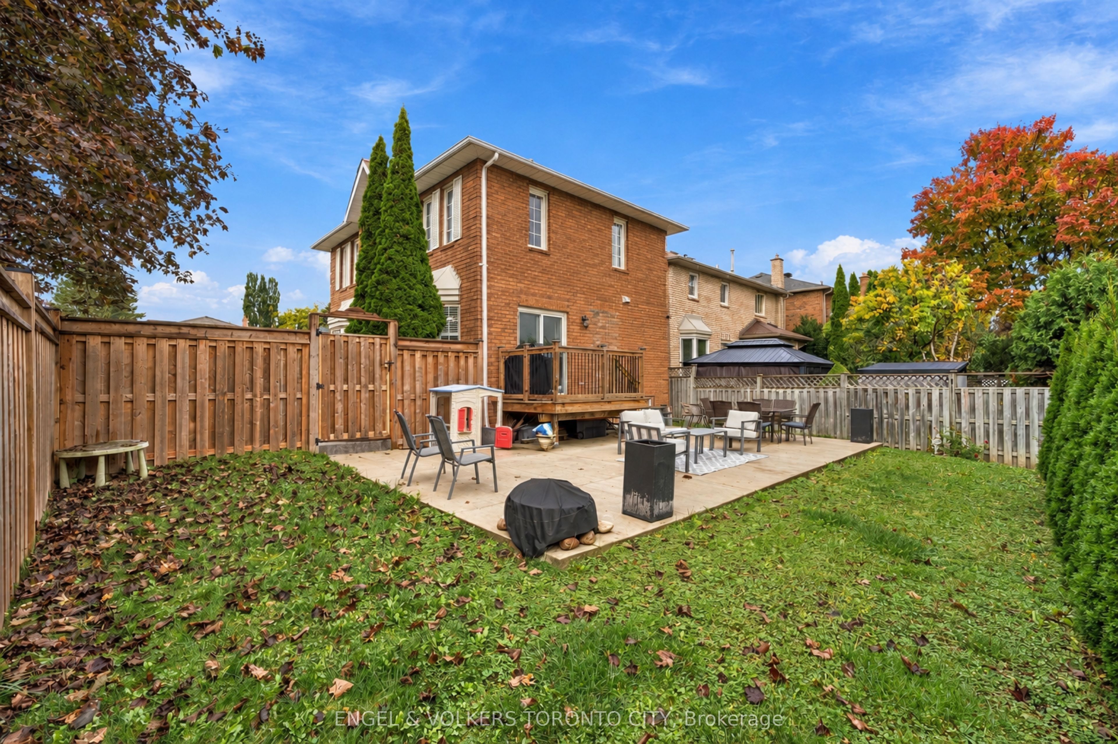 148 Aurora Heights Drive Property Photo 42